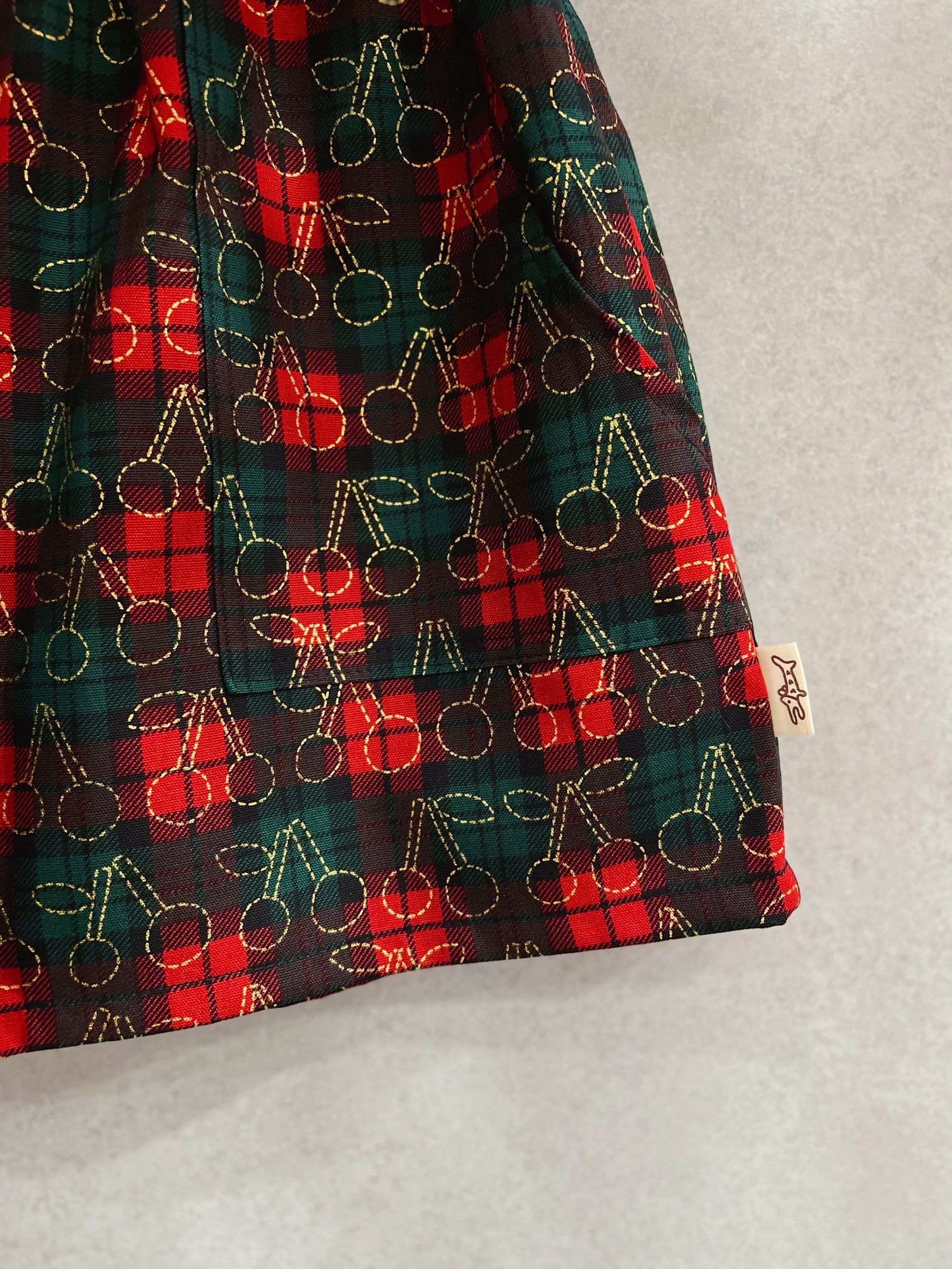 紅綠格子櫻桃 媽咪波浪短褲(L)