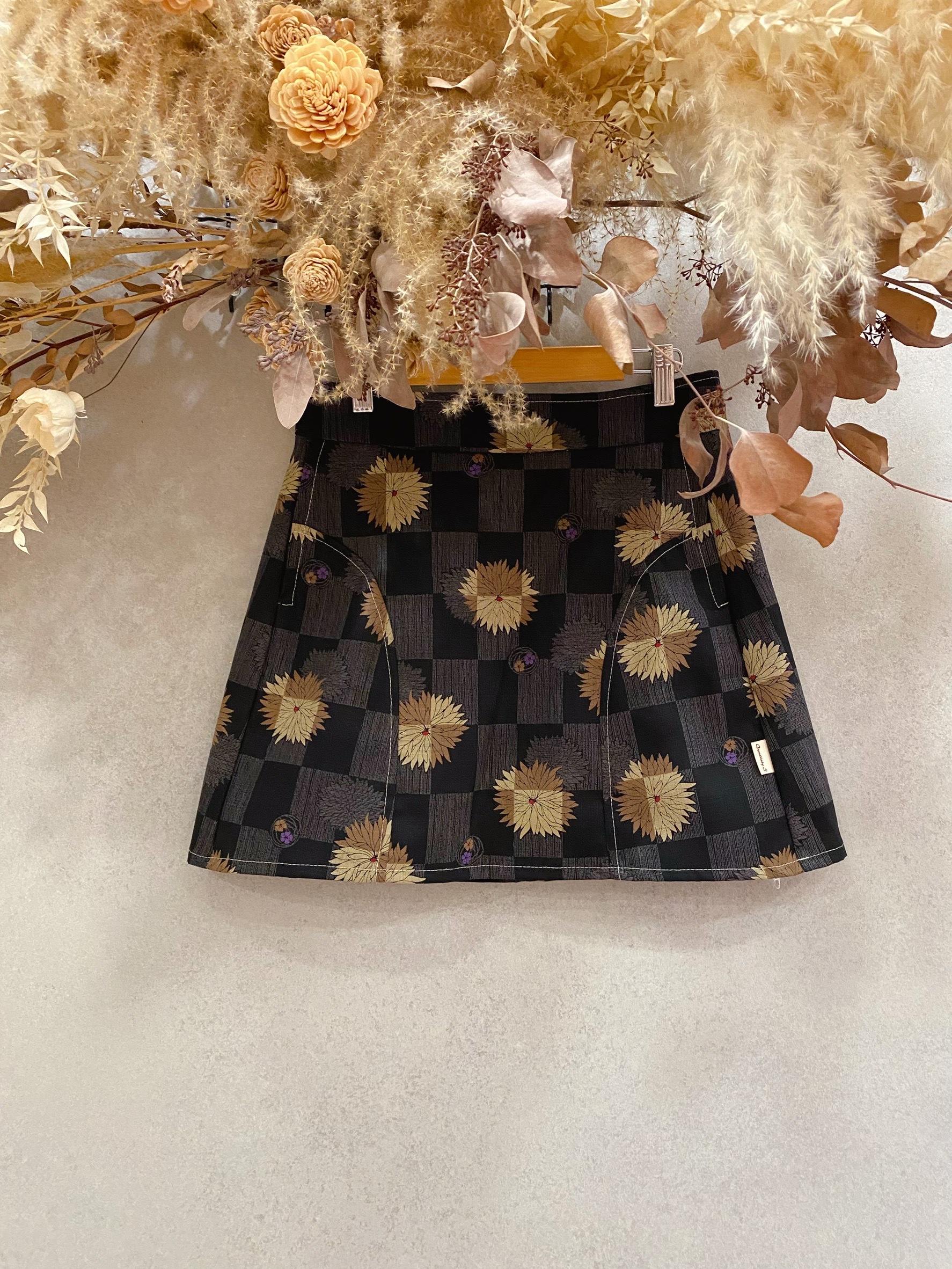 古布黑格花卉 媽咪連褲短裙(XS)