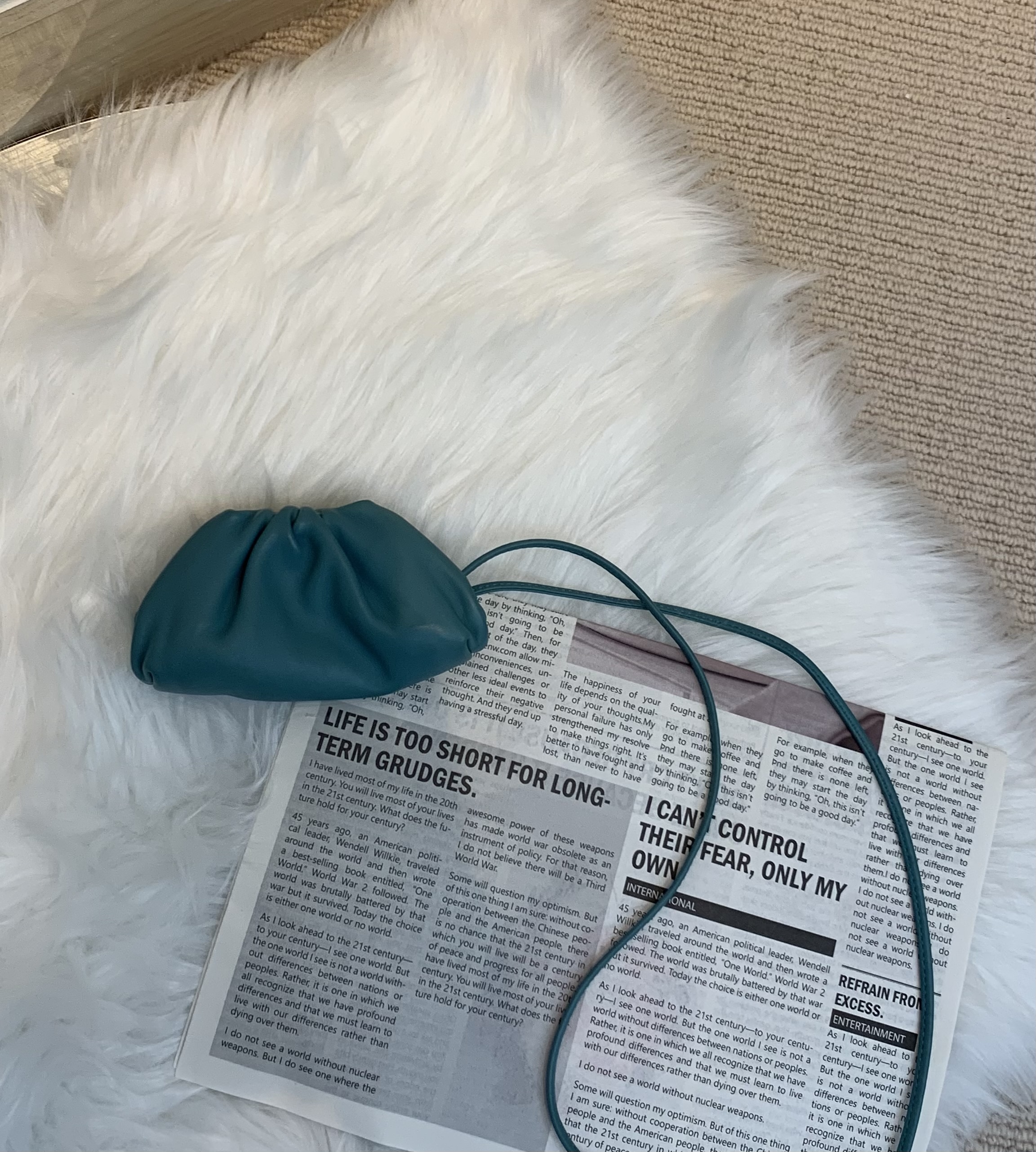 [二手] Bottega Veneta BV THE POUCH 牛皮 手提包 水綠色