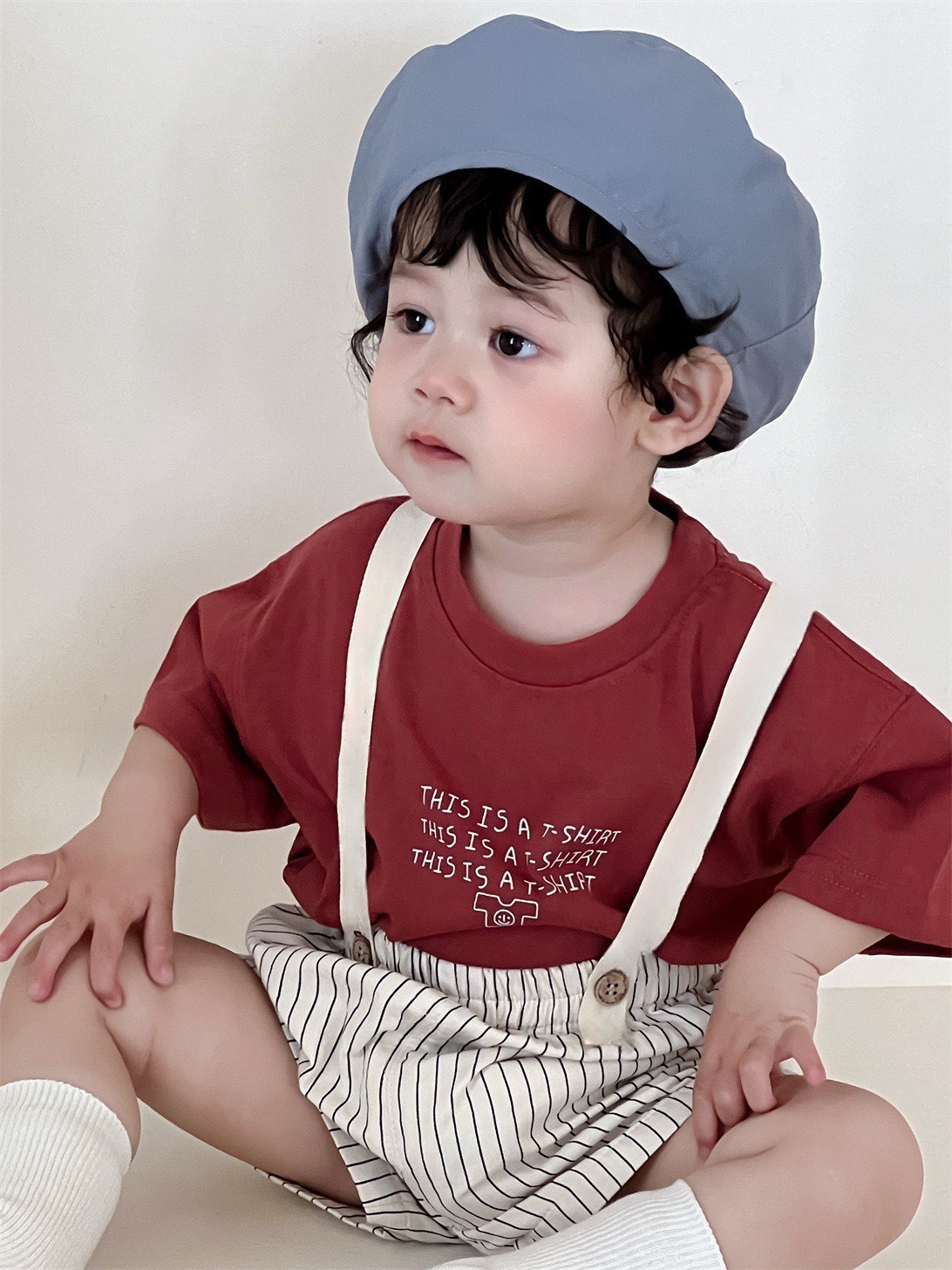 T-shirt英字圓領短T