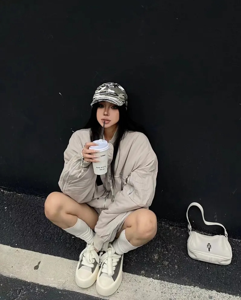 <買就送愛心鞋扣> Heart Of Romance 厚底 愛心 麂皮 炭灰