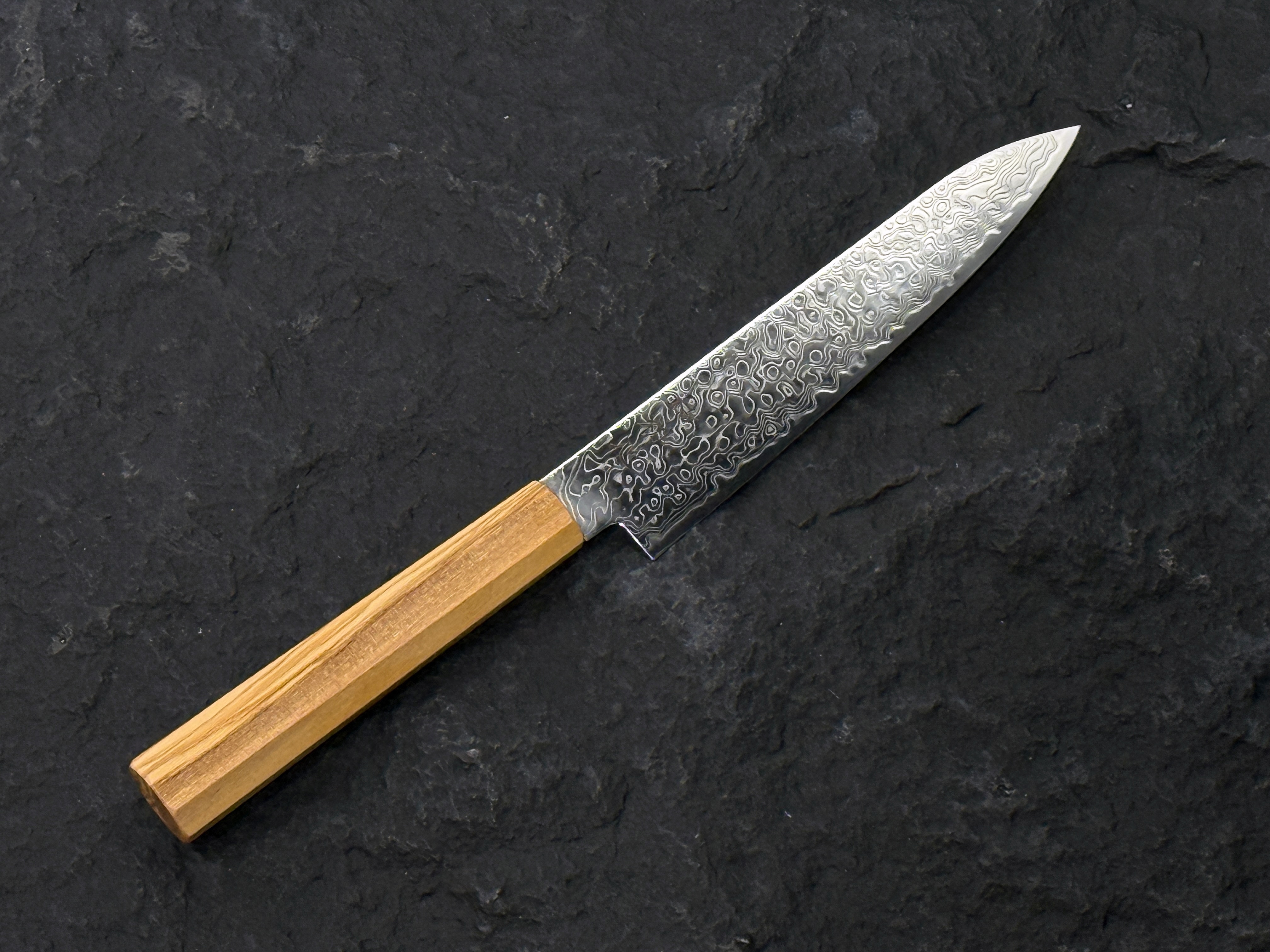 初心 流氷 SG2 大馬士革鋼 小刀 橄欖木柄