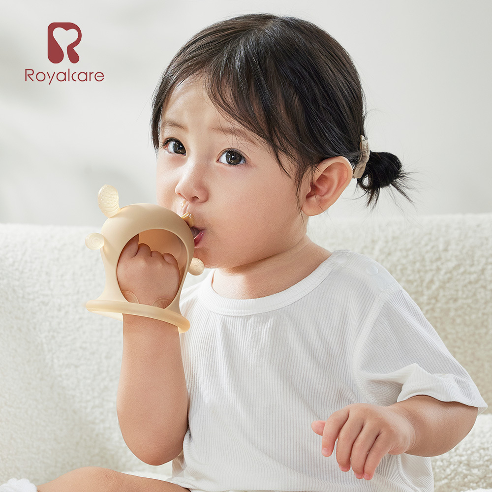 【Royalcare】嬰幼撫育系列 套手手  固齒器 M 磨牙款  (六個月以上) |安撫玩具