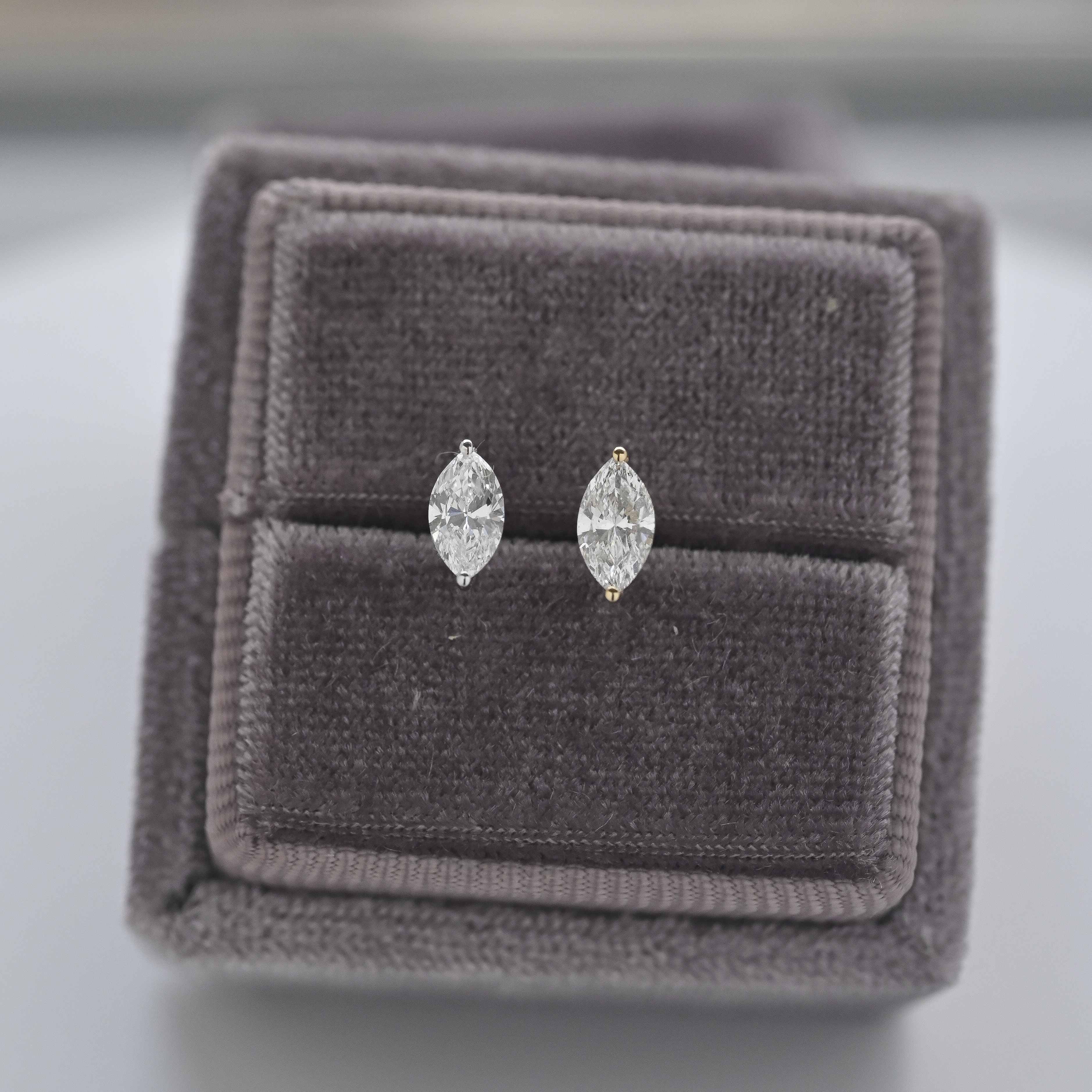 18K 0.25ct Marquise Diamond Earring