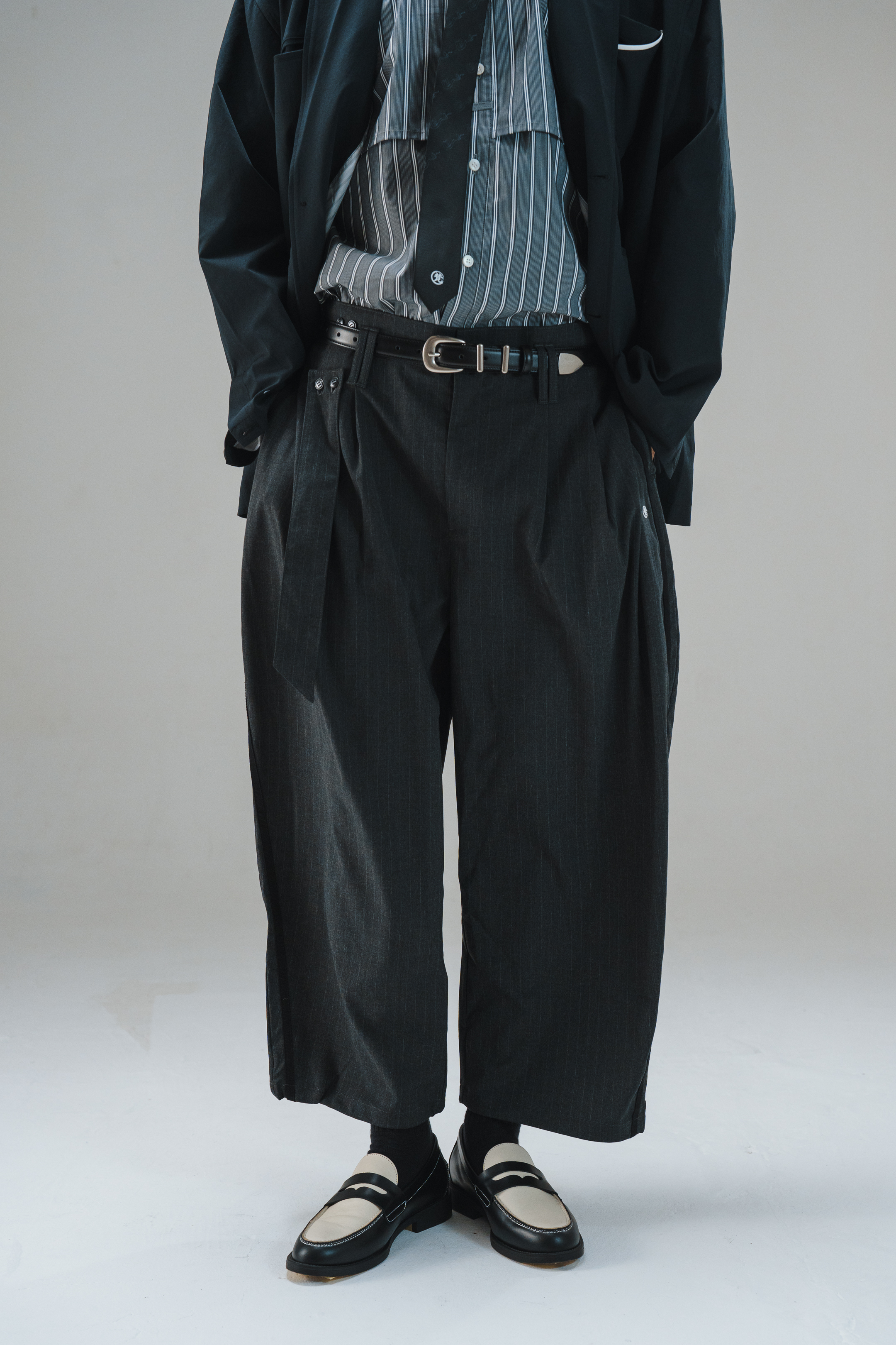 FUMBLE 闊腳西裝長褲｜碳灰色