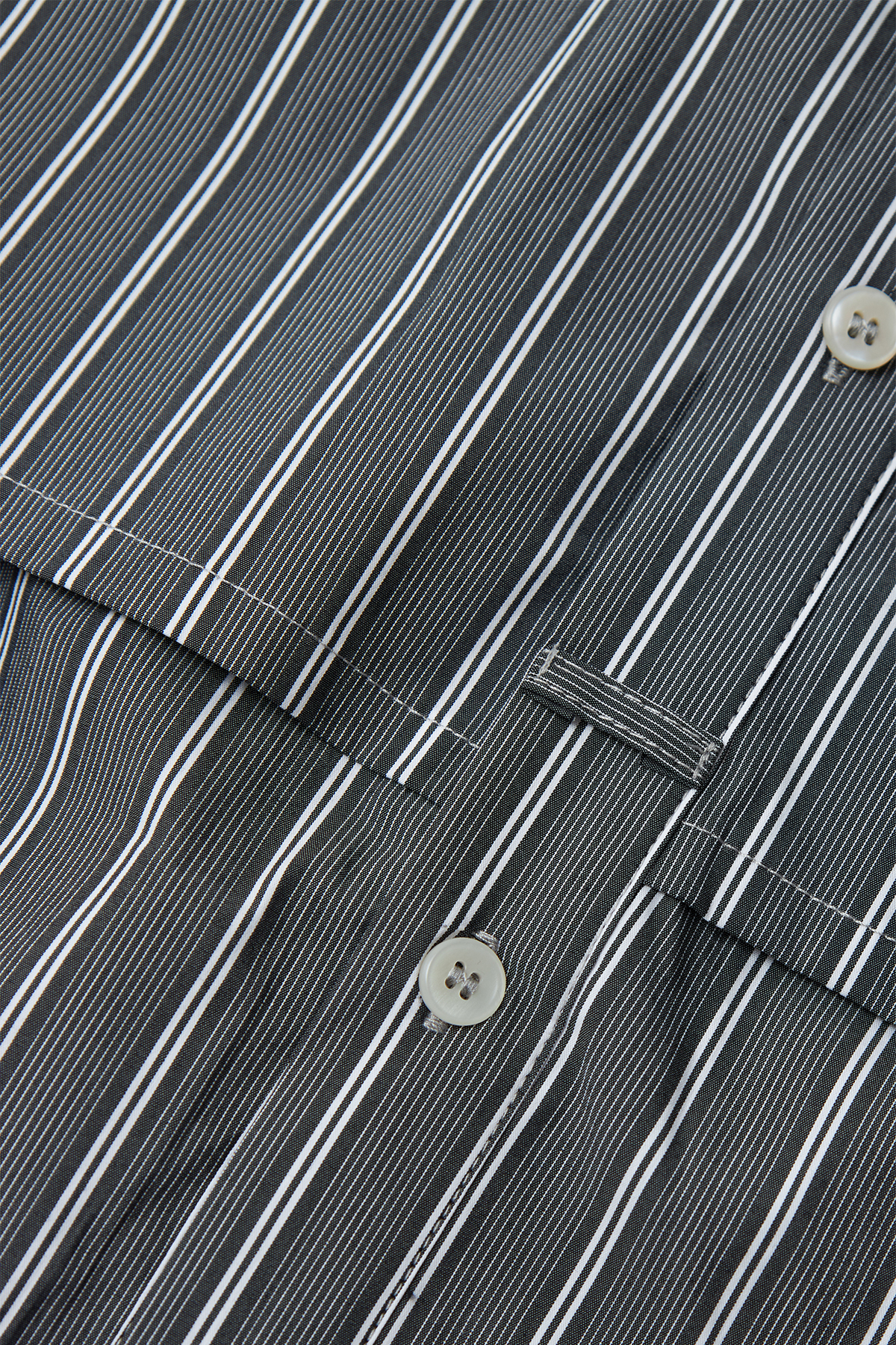 FUMBLE 灰間條子裇衫