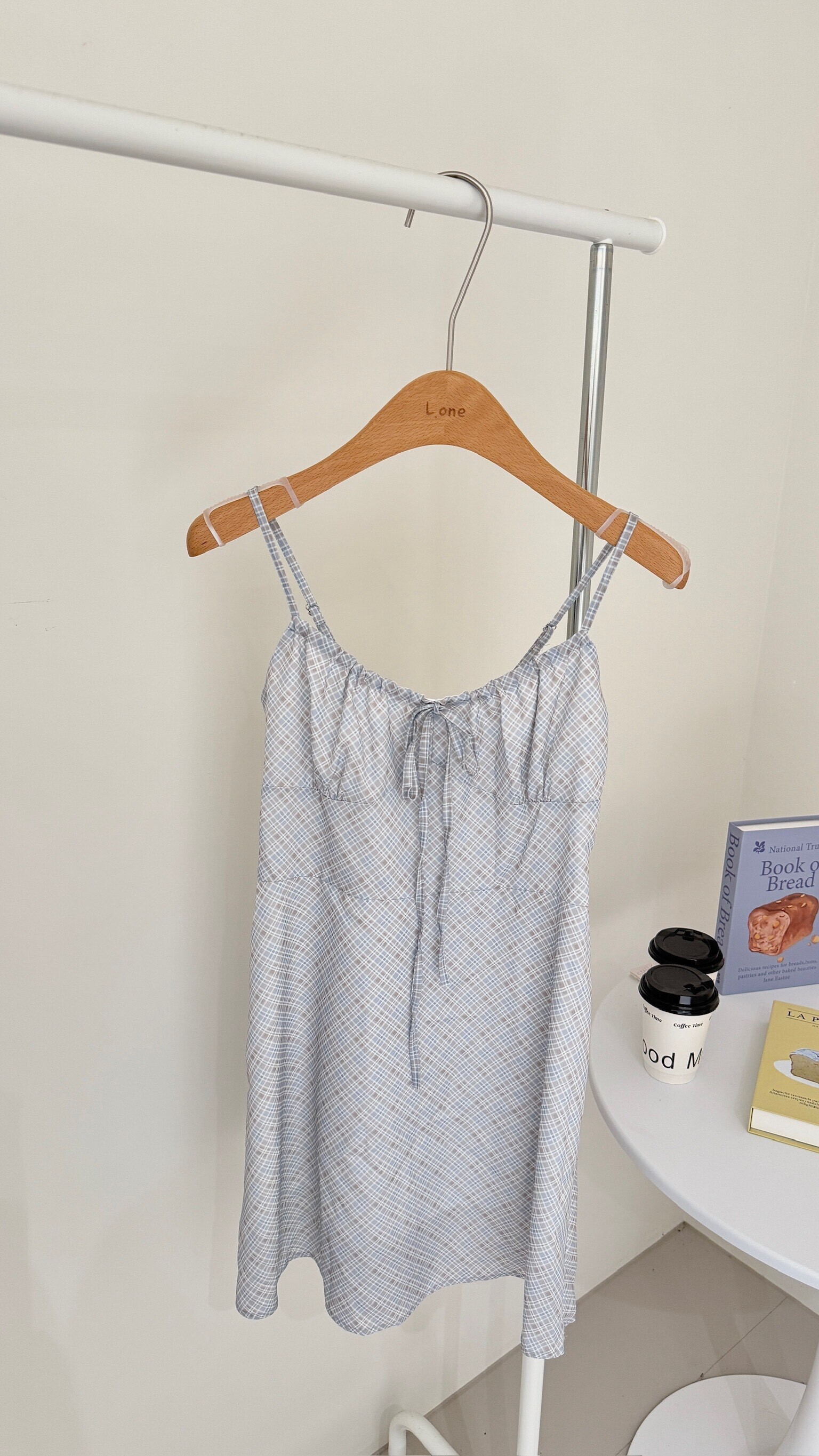 格子抽繩細肩洋裝