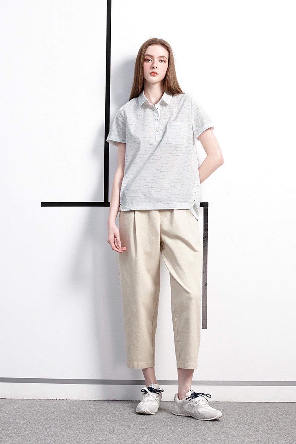 韓版學院風袖口反摺下襬釦子造型廓形上衣W6152