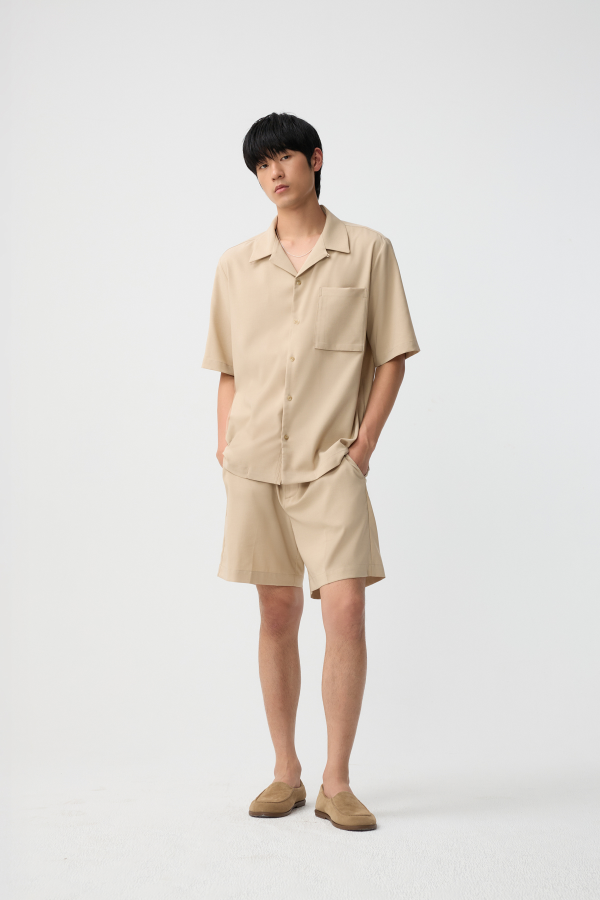 FIKA 麻感短褲 男（淺卡其）