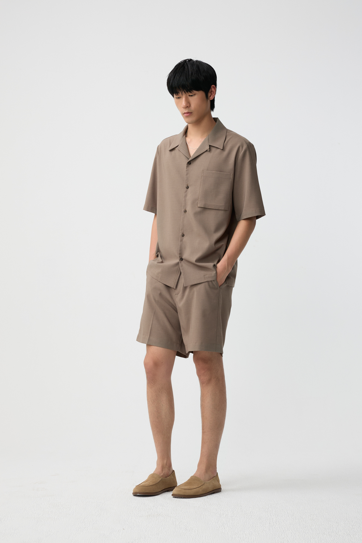 FIKA 麻感短褲 男（橡樹棕）