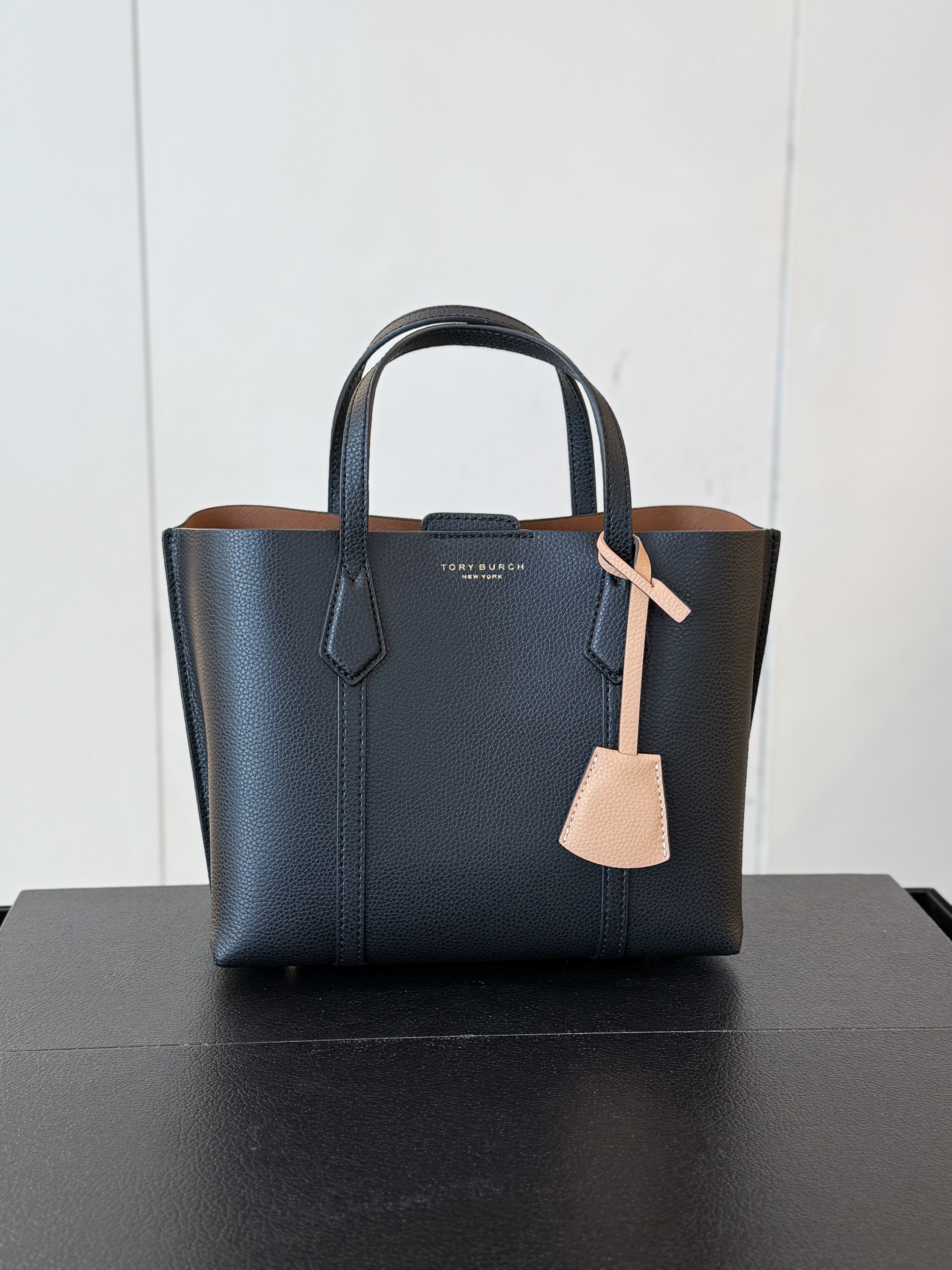 Tory Burch 81928 001 Perry 三重隔層小號托特包