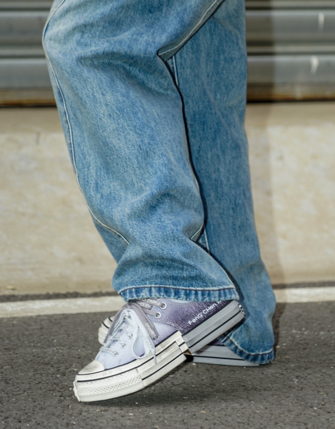 Converse x 冯晨曦 聯名灰色帆布鞋