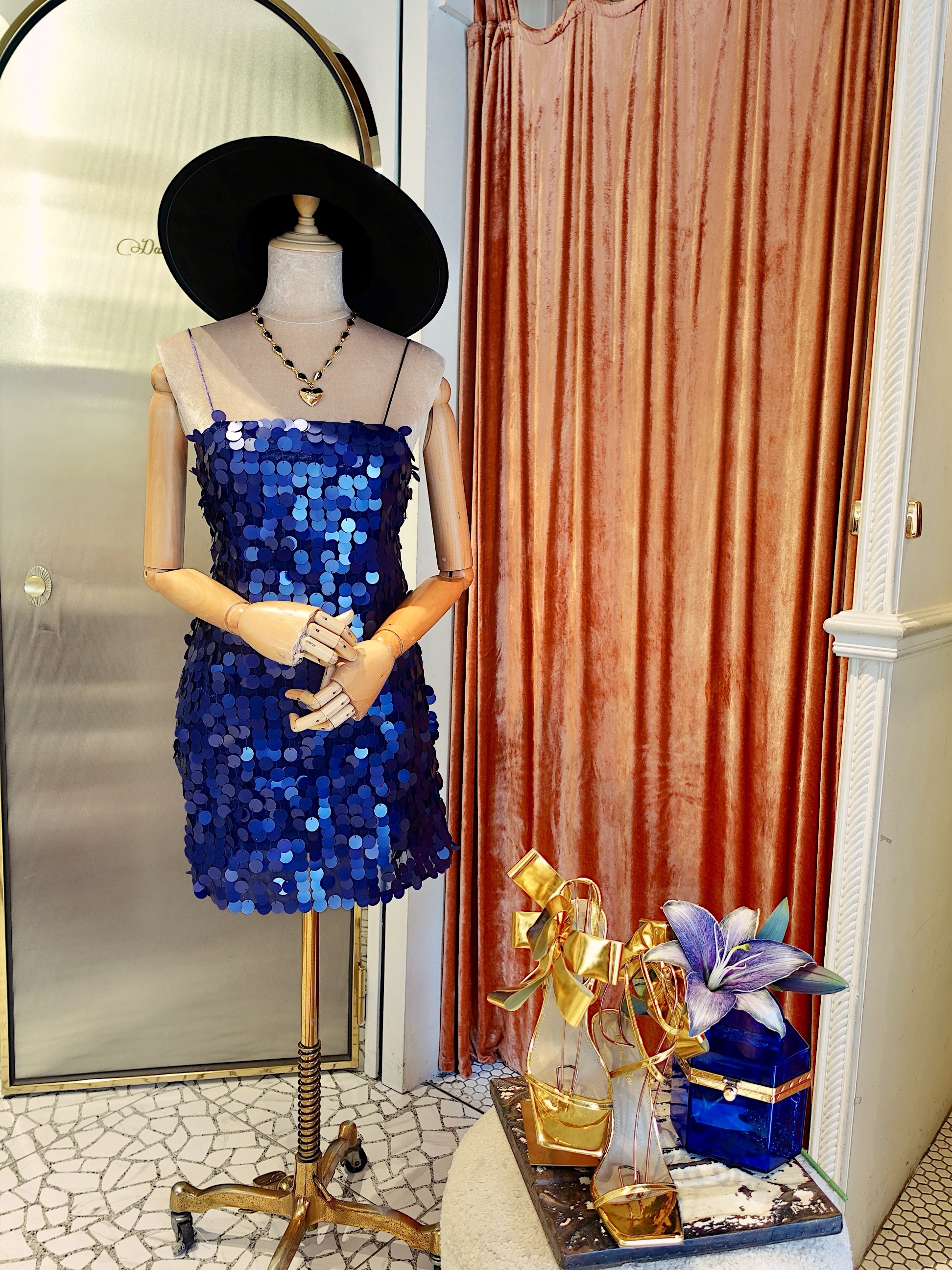 Lux Blue寶藍色亮片Party Drees