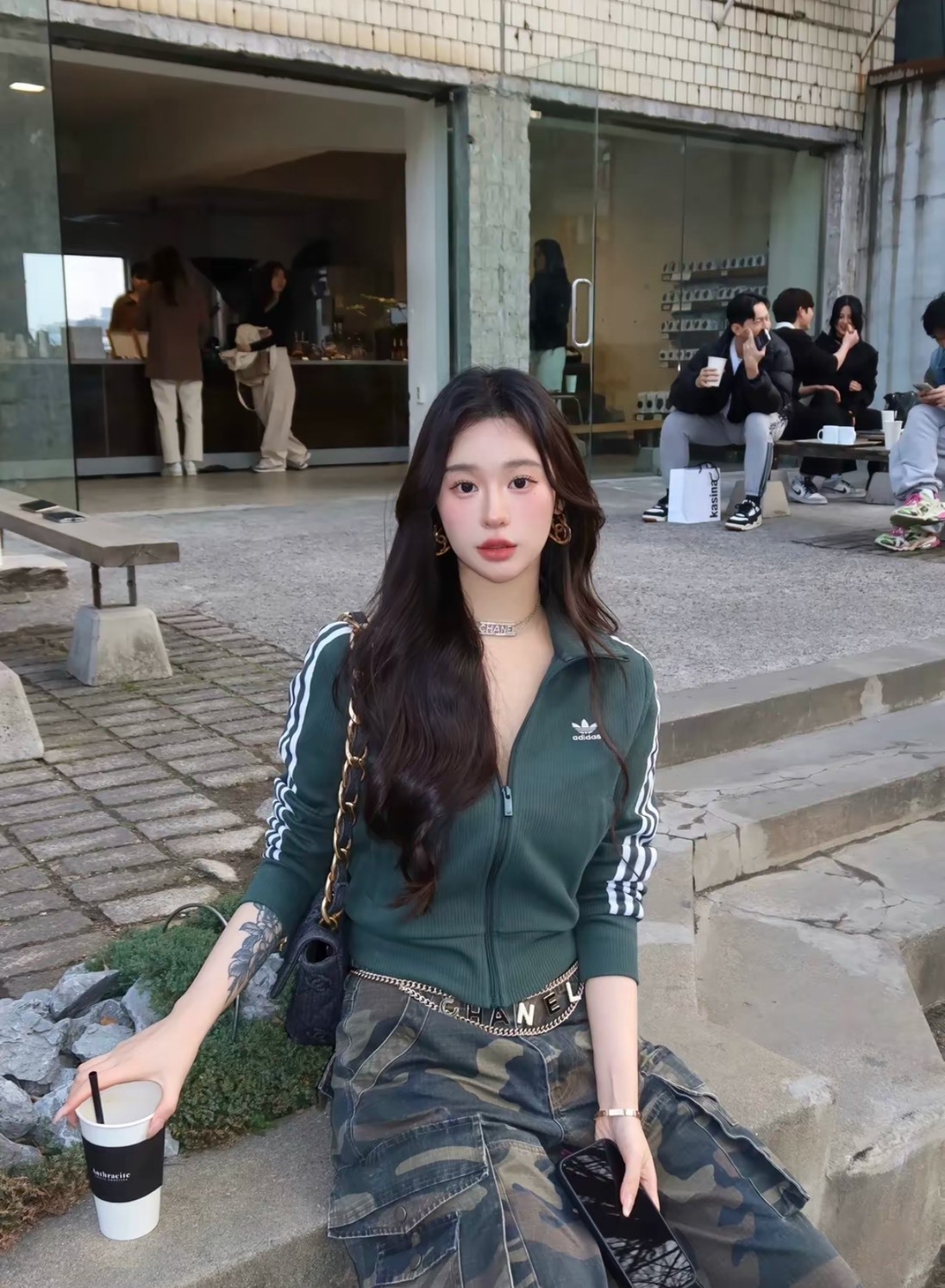 adidas ADICOLOR 綠色復古立領拉鍊外套 女款