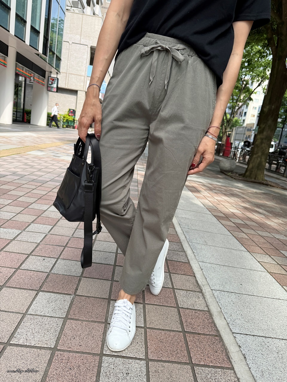 正韓自訂款超薄綁帶休閒褲 (卡其綠)