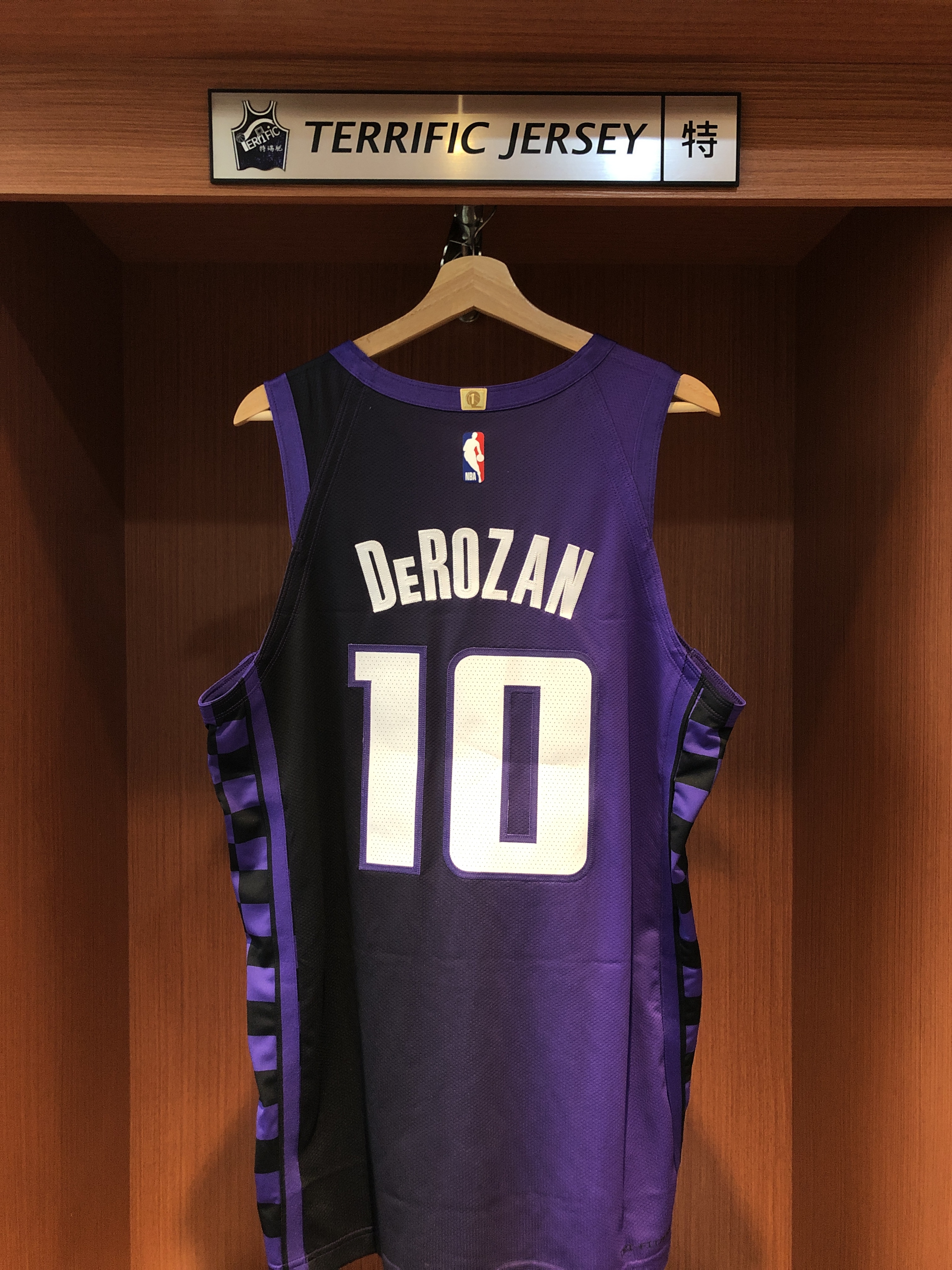 NBA球衣 Demar Derozan 沙加緬度國王紫 Statement Jordan Authentic 球員版 電繡 全新