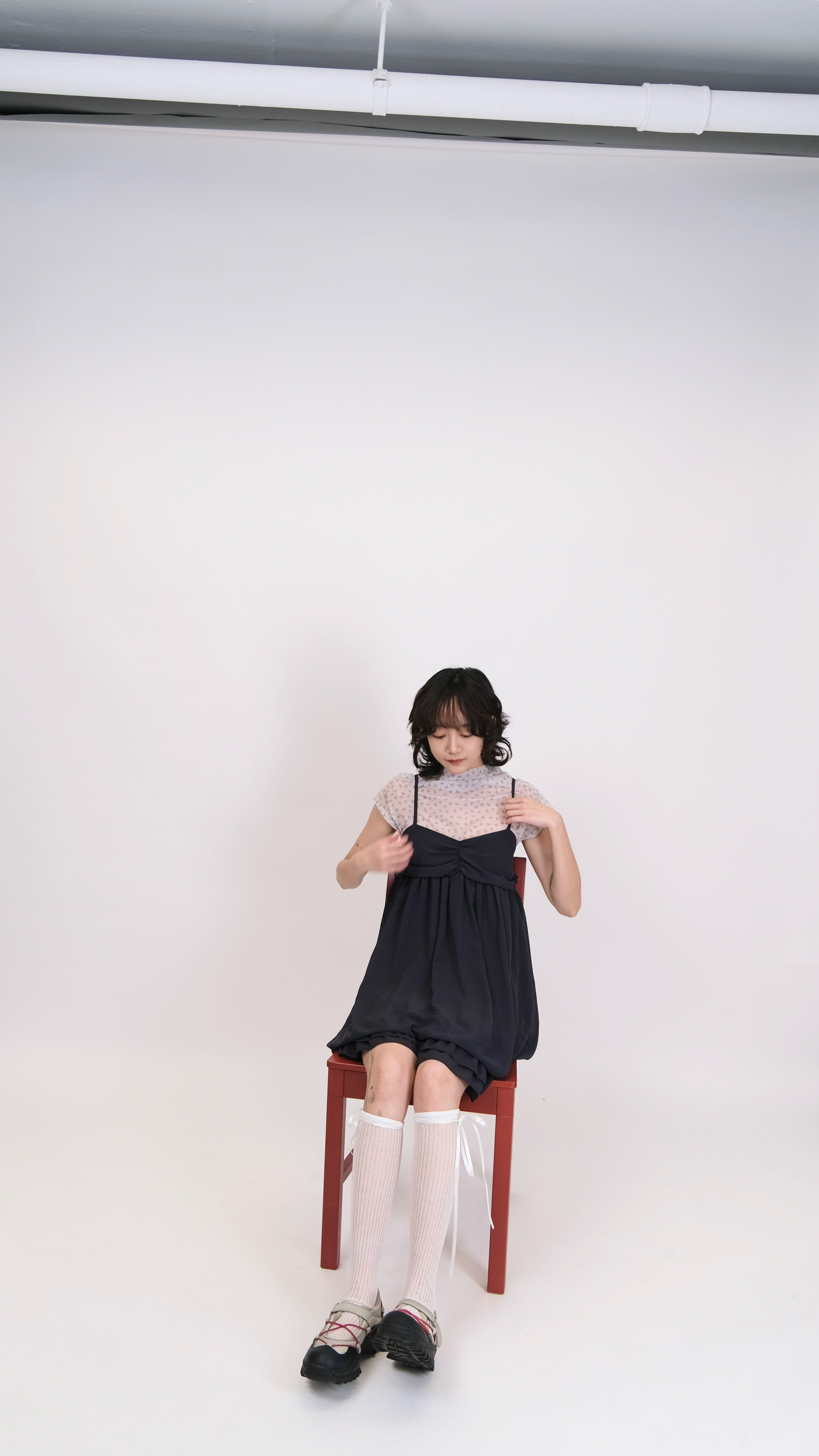 [三色入]心口摺褶泡泡尾短ops(charcoal)