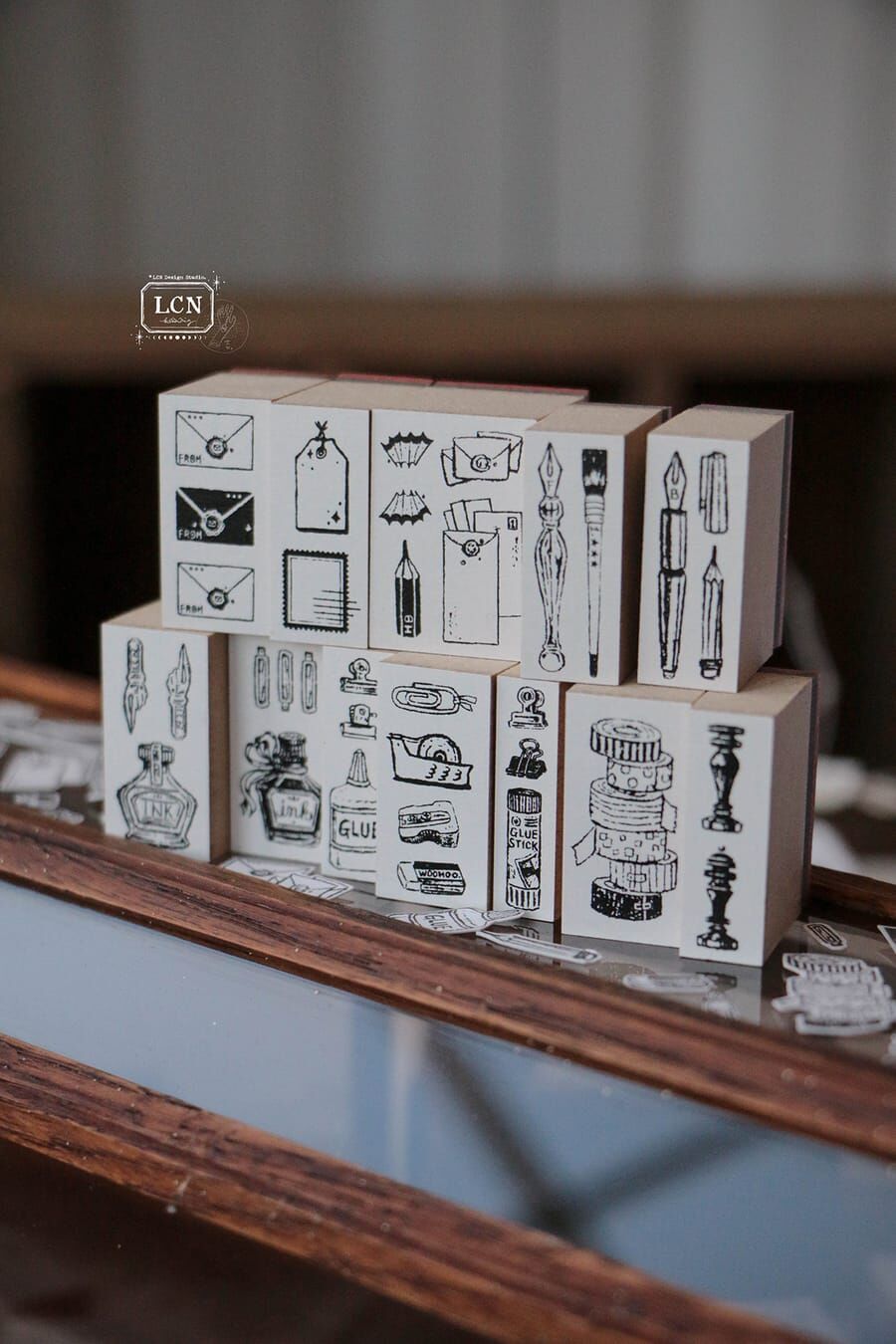 那些在桌上的Ⅱ  12入組 櫸木印章｜｜吉LCN