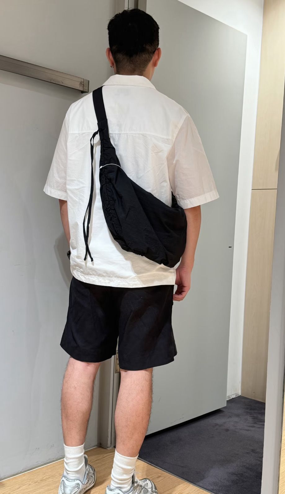 【預購】COS CANOPY OVERSIZED G062002 流浪包