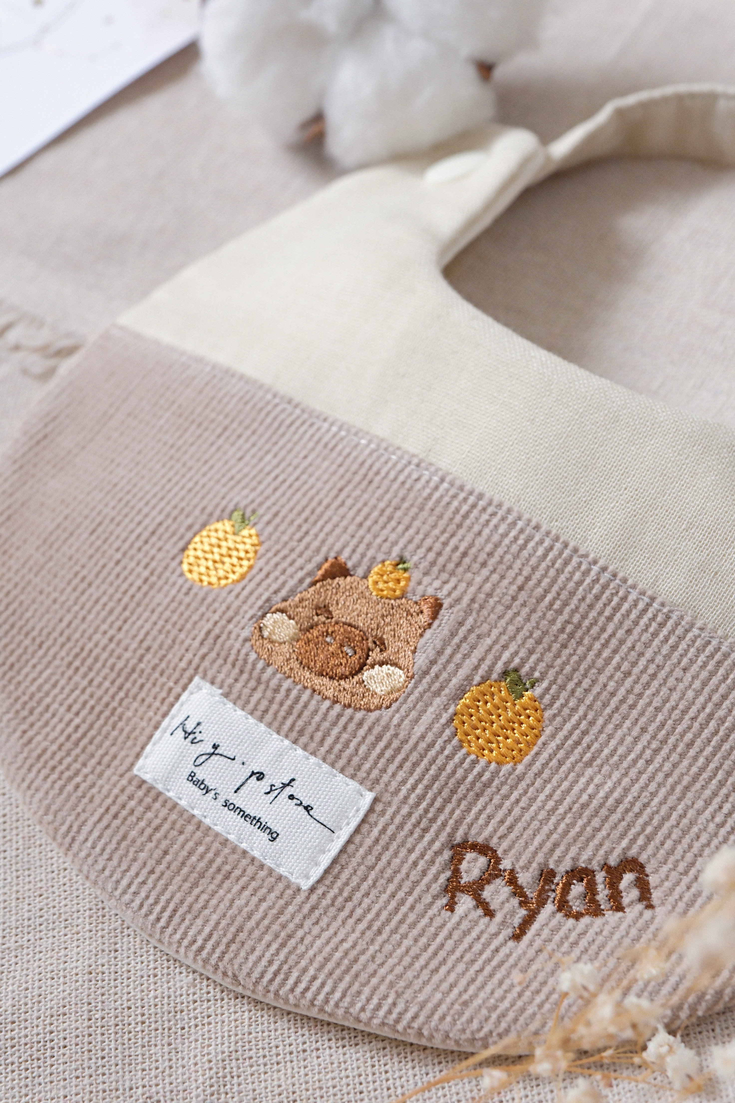 Hi Y.P store-訂製圍兜-期間限定款-卡皮巴拉