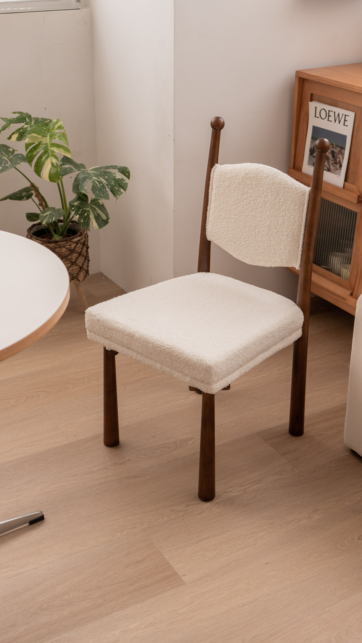 實木復古化妝羊羔绒椅子