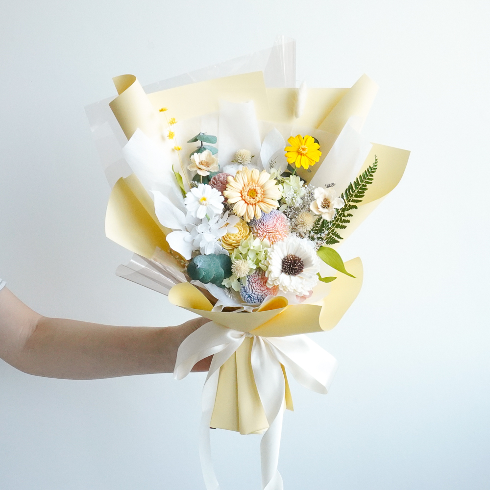 永生花花束畢業花束推薦,溫光色畢業花束,向日葵畢業花束推薦,永生花畢業花束