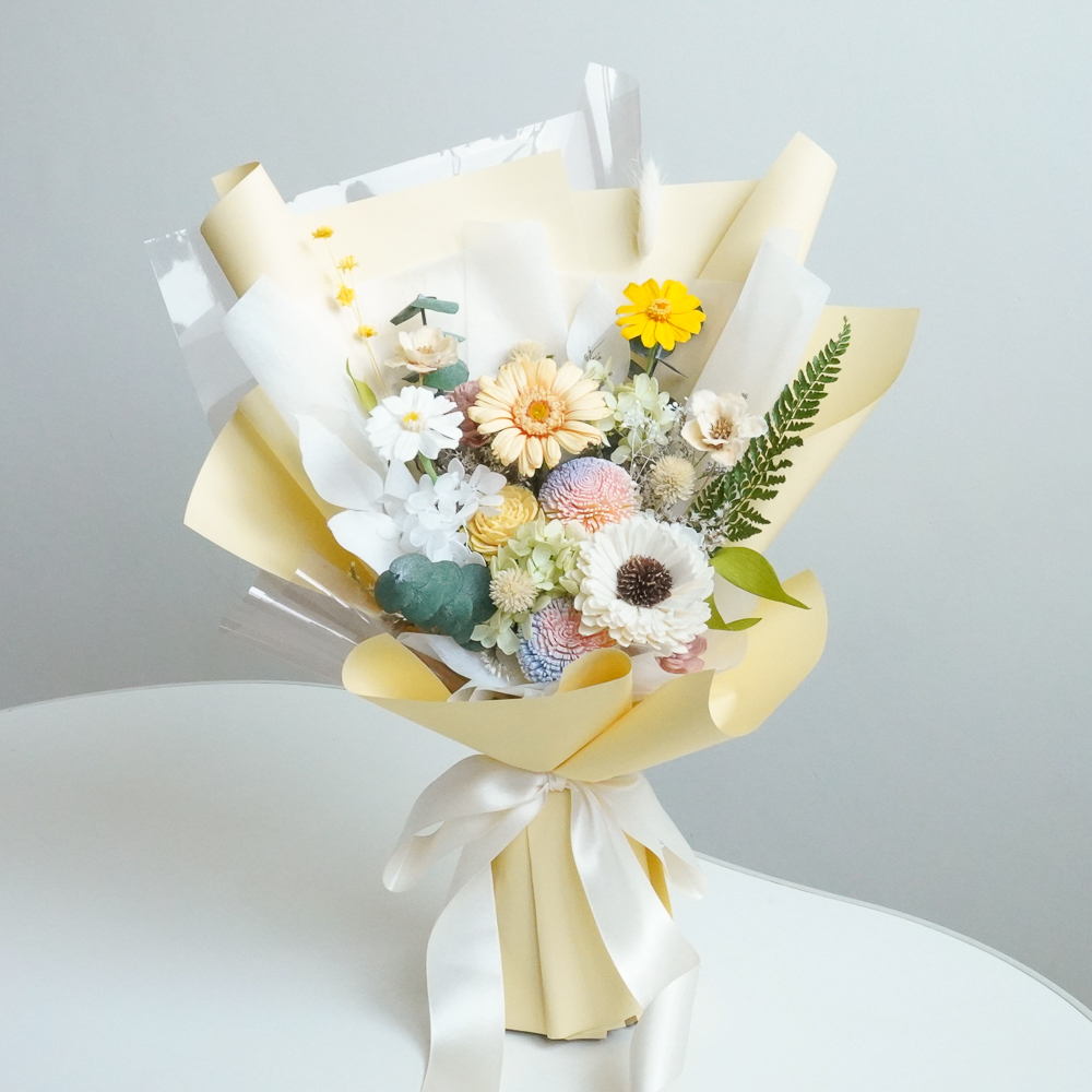 永生花花束畢業花束推薦,溫光色畢業花束,向日葵畢業花束推薦