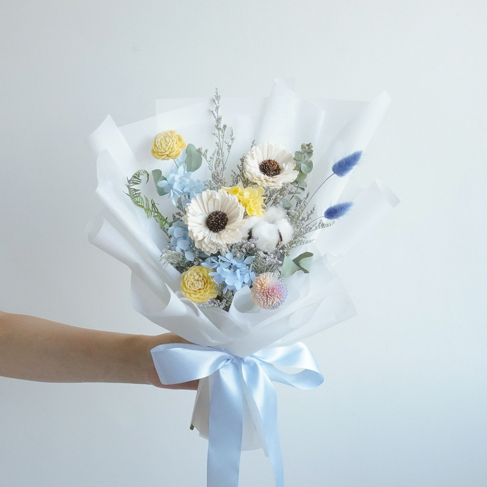 永生花花束畢業花束推薦,藍色向葵花束,向日葵花束推薦手拿