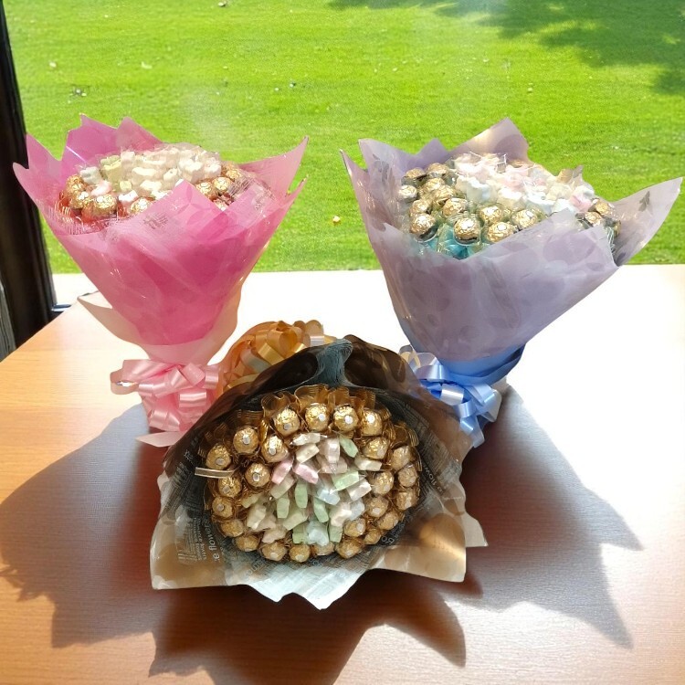 金莎棉花糖花束,畢業金莎棉花糖分享花束,可抽取式花束,marshmallow-ferreo rocher shared bouquet