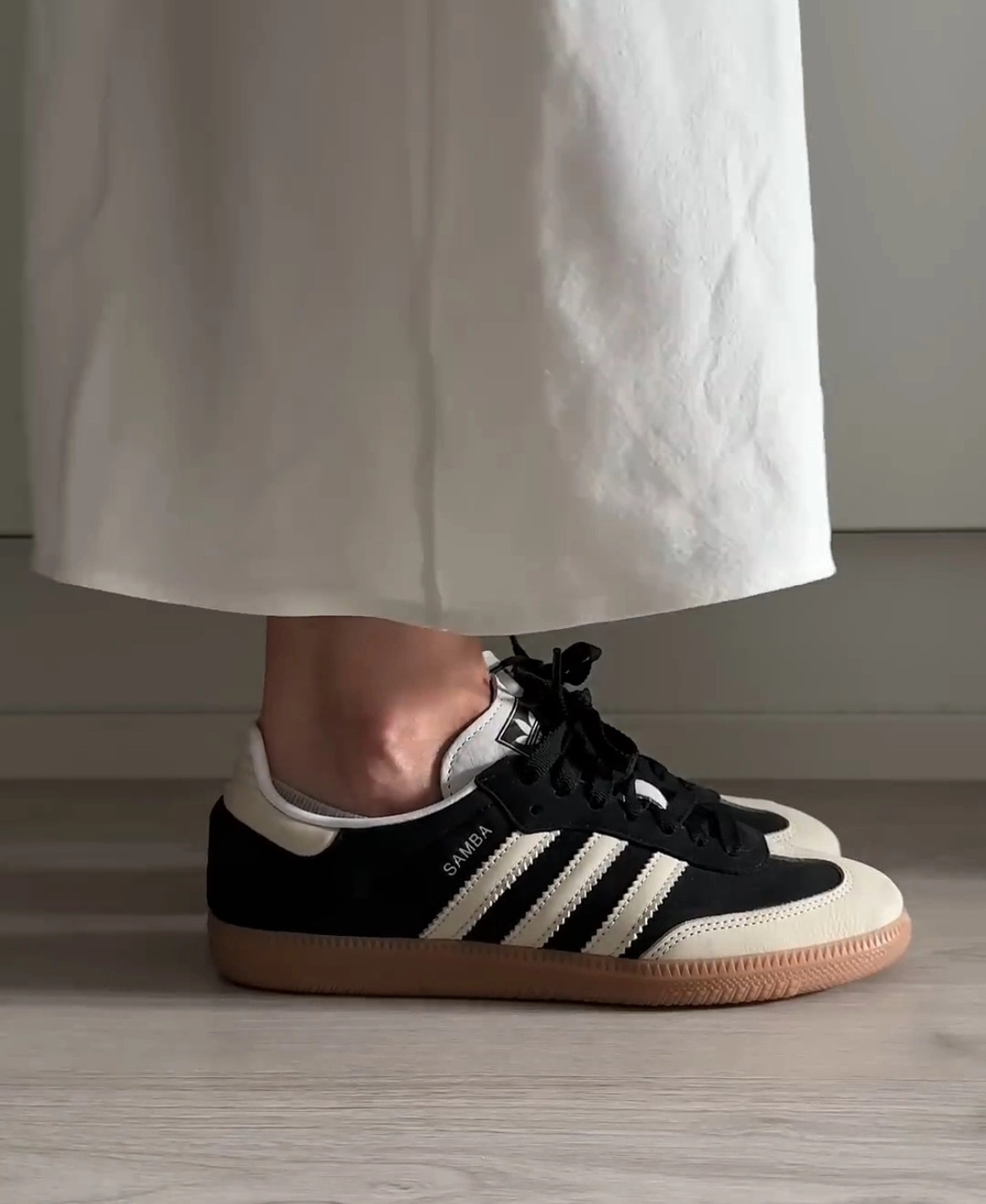 女鞋 ADIDAS SAMBA OG W 黑奶油 復古 焦糖底 德訓鞋 扁鞋 休閒鞋【IE5836】