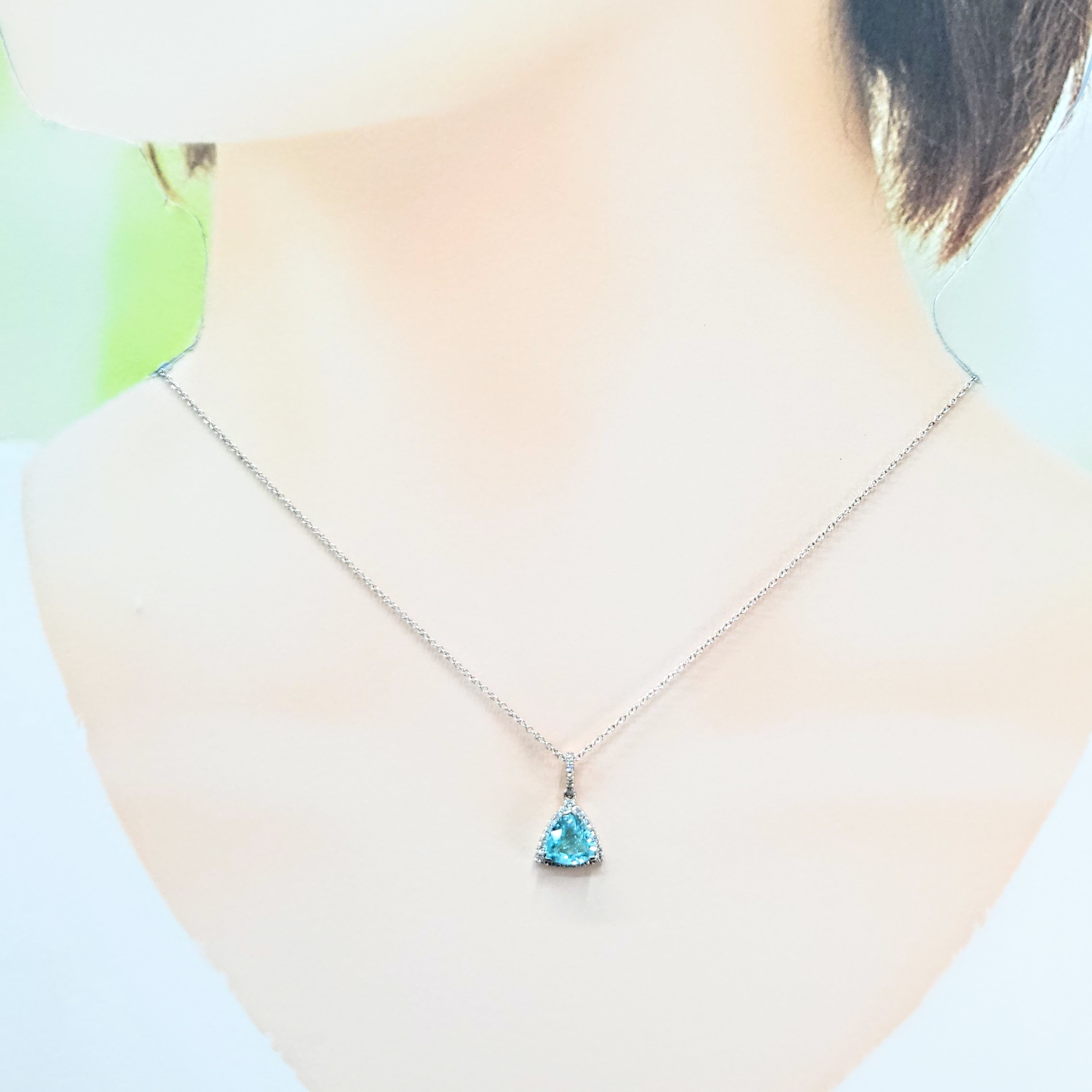 18K White Gold 0.91ct Paraiba and Diamond Pendant