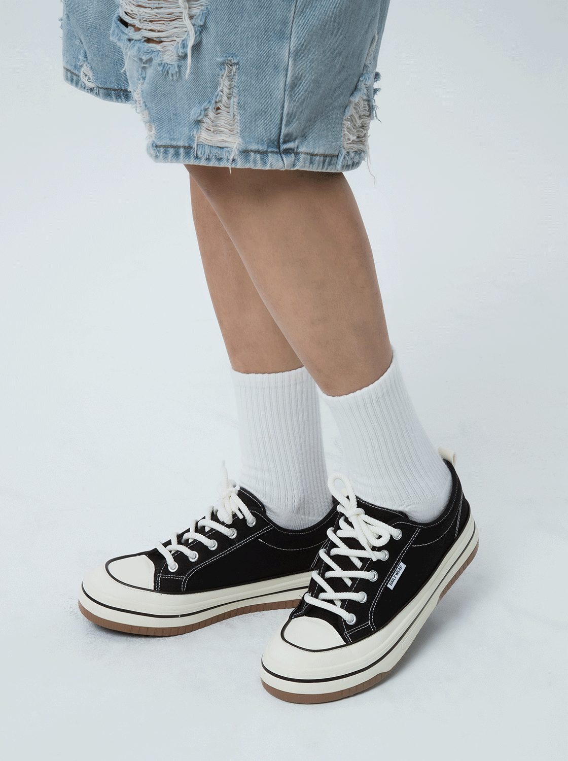 【期間限定】情侶款拼接皮革帆布鞋