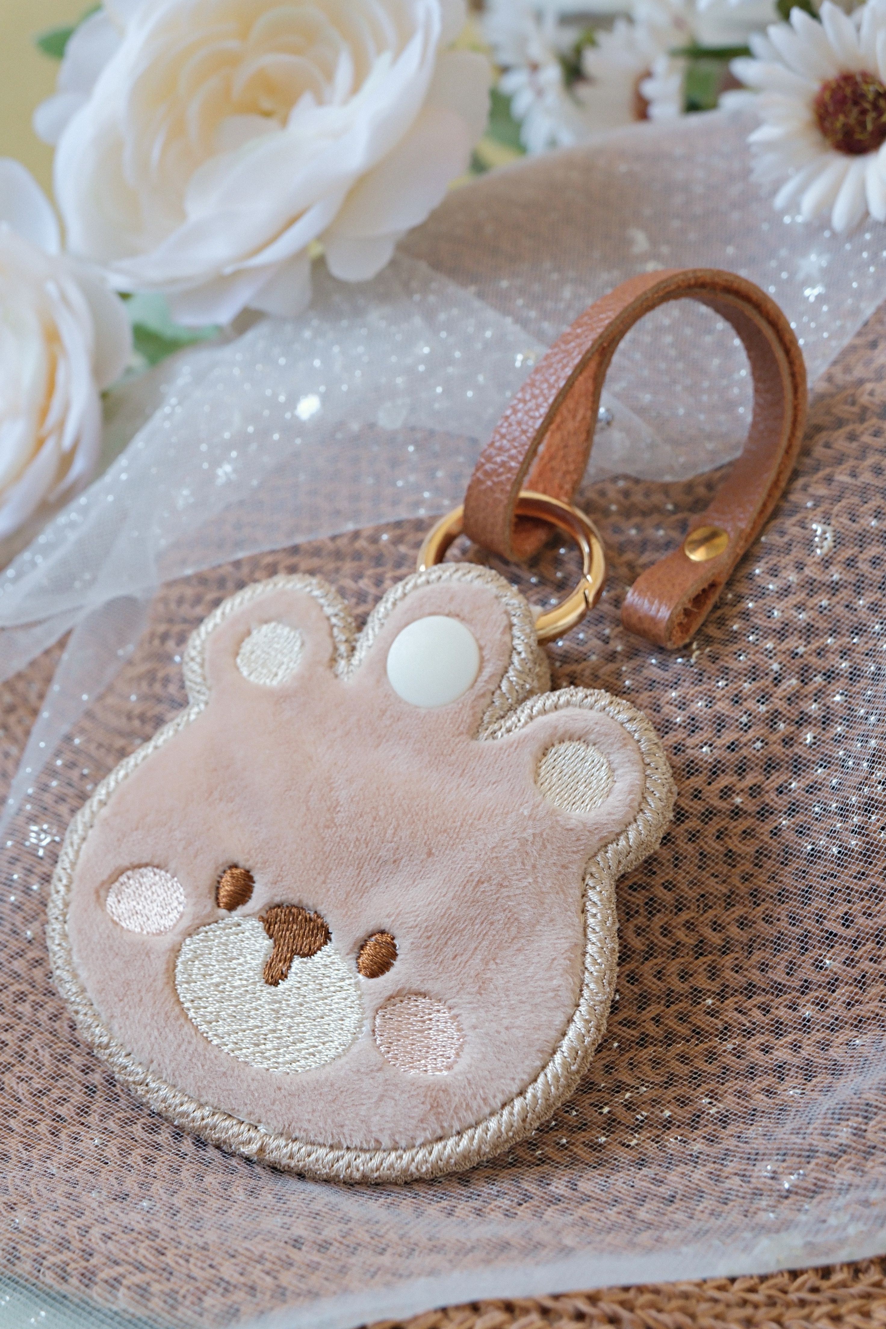 Hi Y.P store-刺繡萬用皮飾-獨家設計-軟糖熊