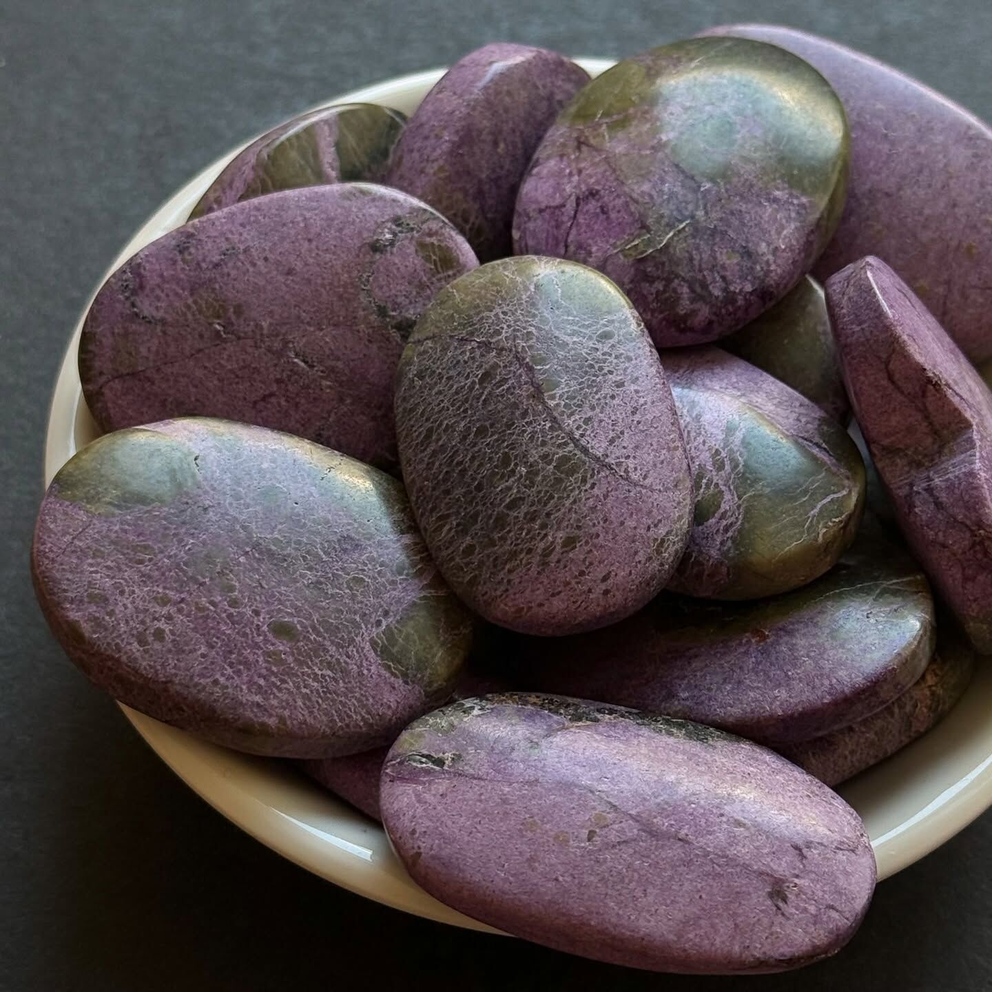 [原石] 亞特蘭提斯石 / 碳鎂鉻石