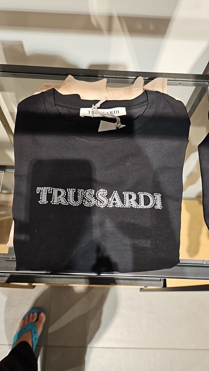 [E] TRUSSARDI BLACK T-SHIRT S/S WITH PRINT, G11960-BLACK (ETR85)