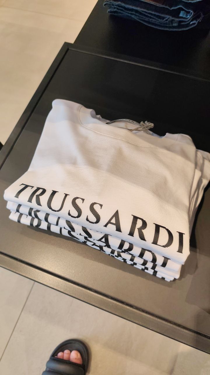 [E] TRUSSARDI WHITE T-SHIRT S/S WITH PRINT, G03880-WHITE (ETR17)