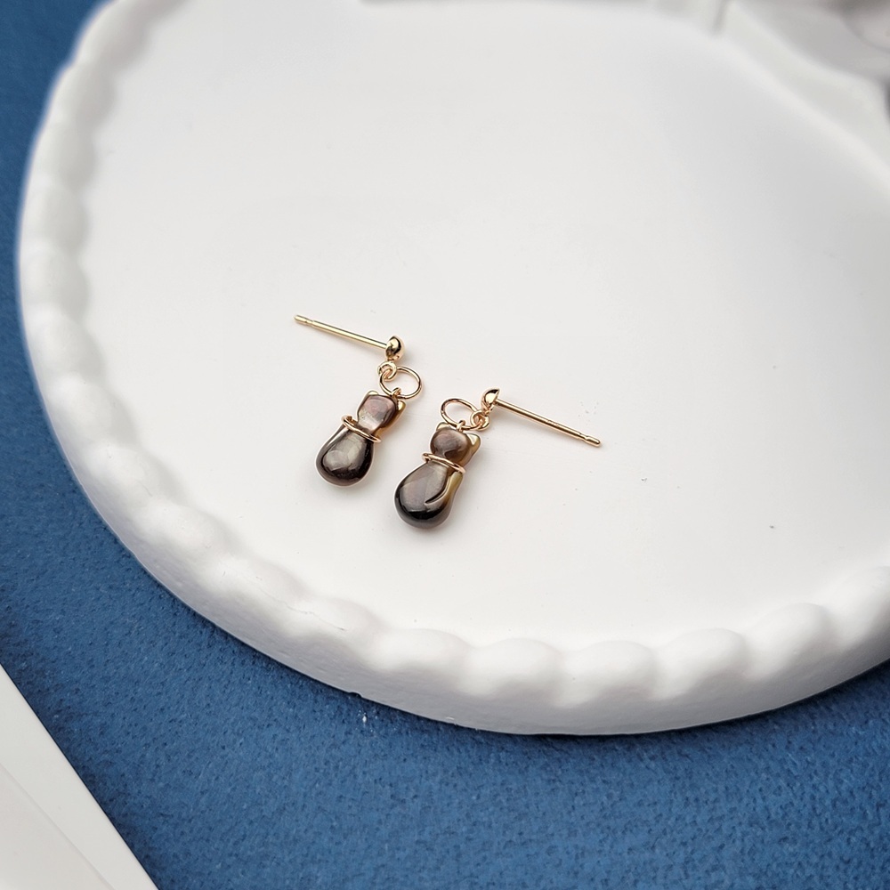 【me.luxe】K10小黑貓貝殼耳環