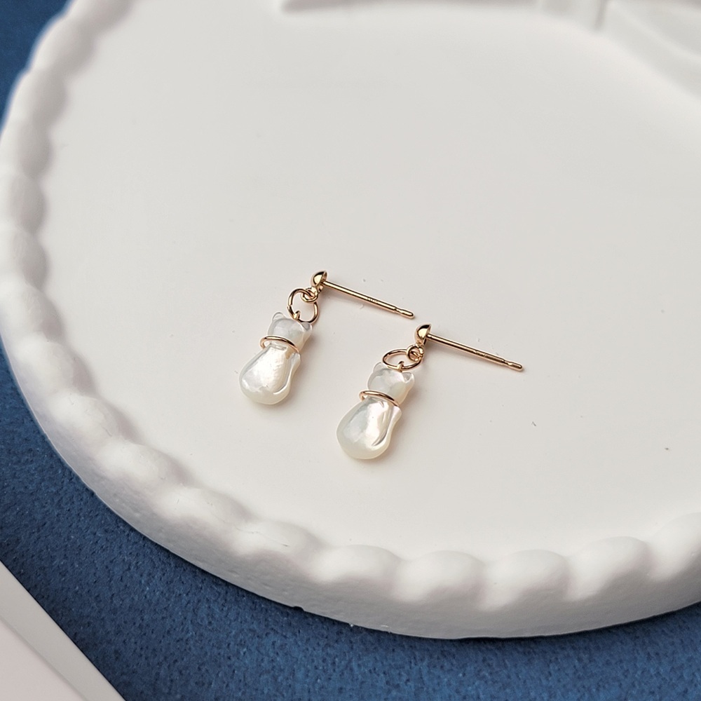 【me.luxe】K10小白貓貝殼耳環