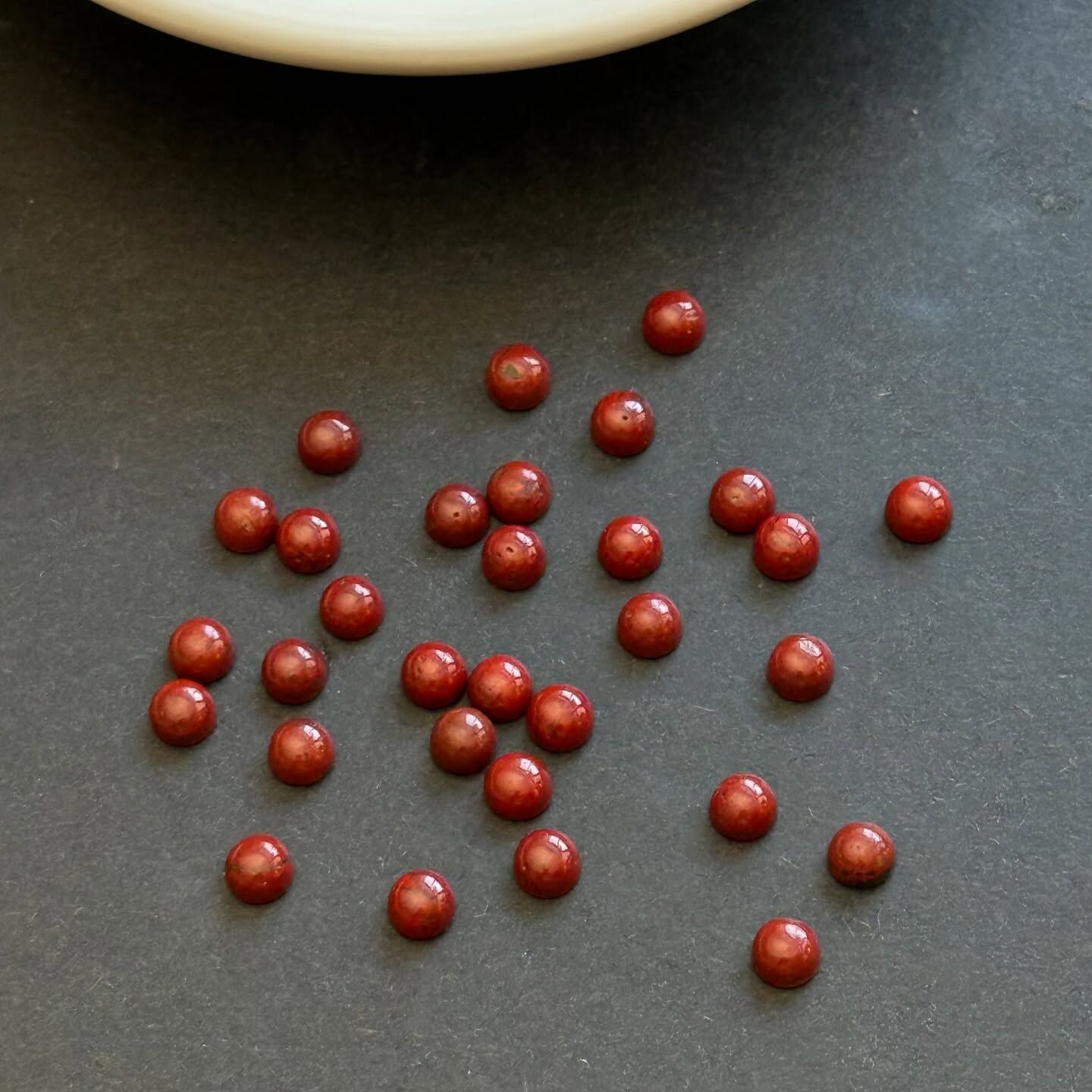 [原石] 紅碧玉 水晶蛋面