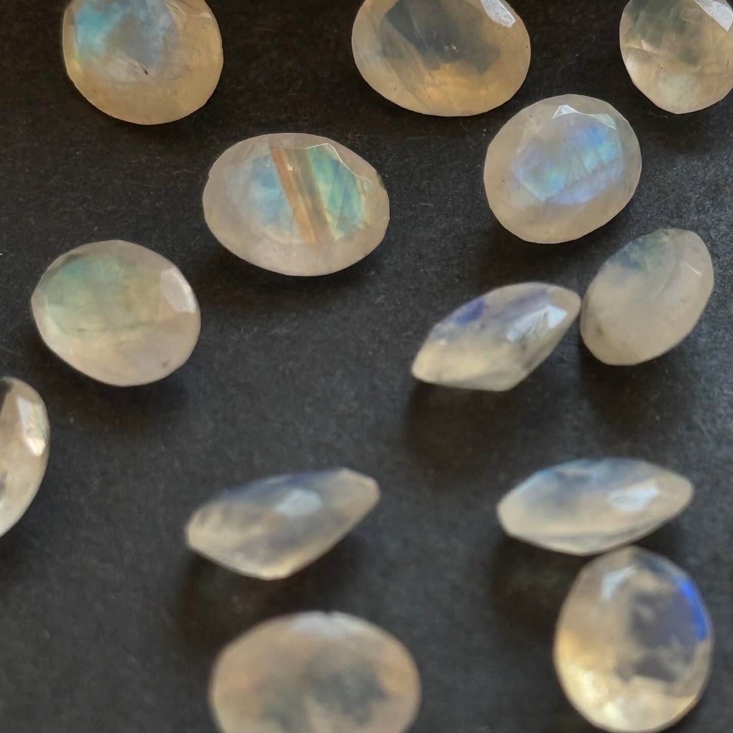 [原石] 月光石 水晶裸石蛋面 鑽切系列