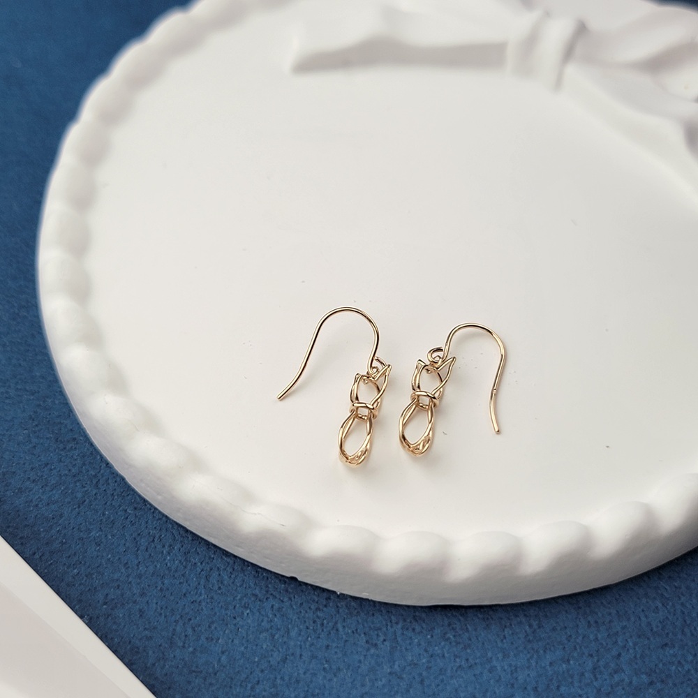 【me.luxe】K10金絲貓勾式耳環