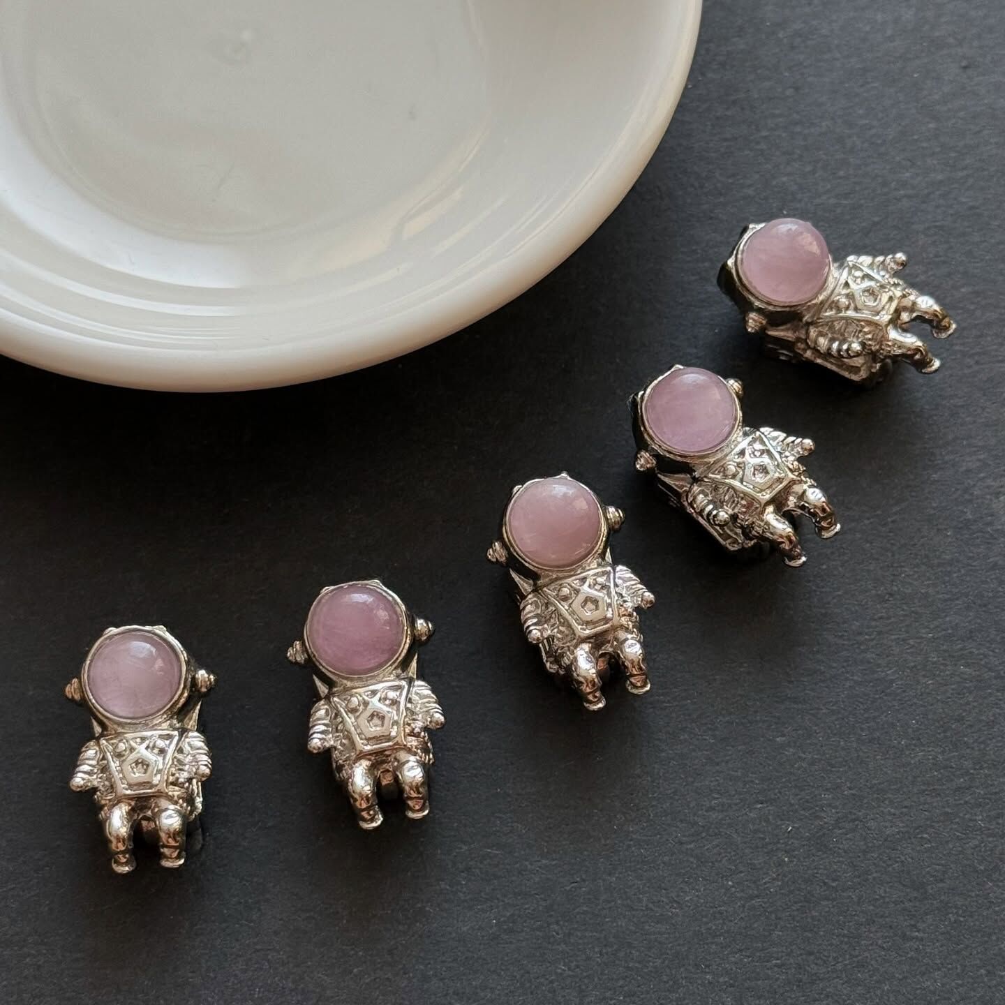 [原石] 紫鋰輝 太空人 項鍊吊墜