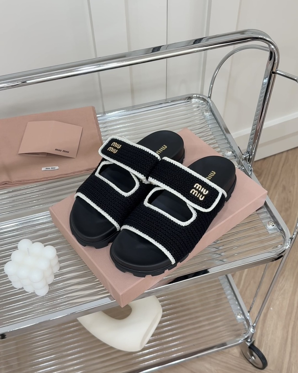 MIUMIU｜針織拖鞋 黑色