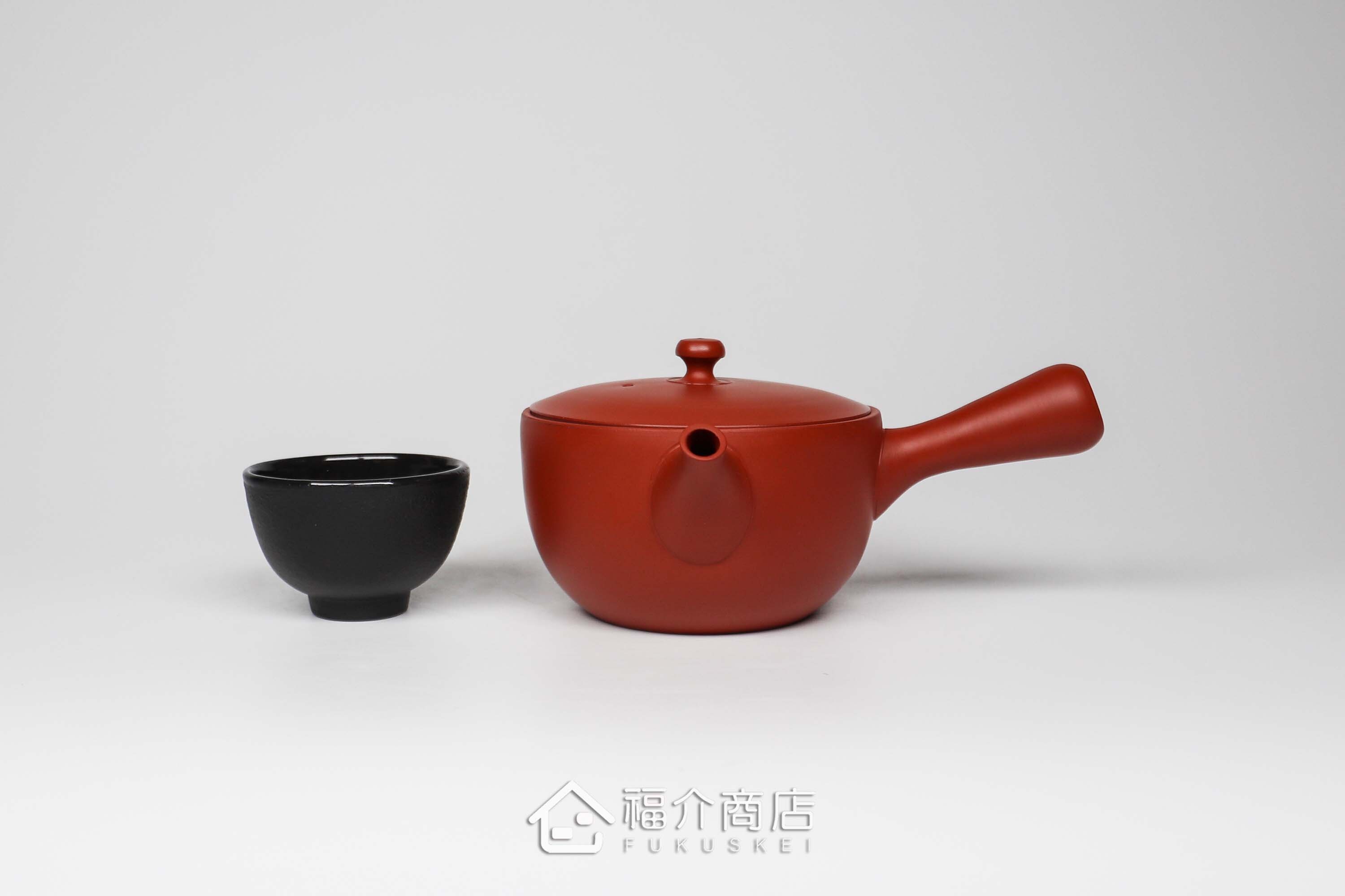 泡茶用的日本陶瓷茶壺