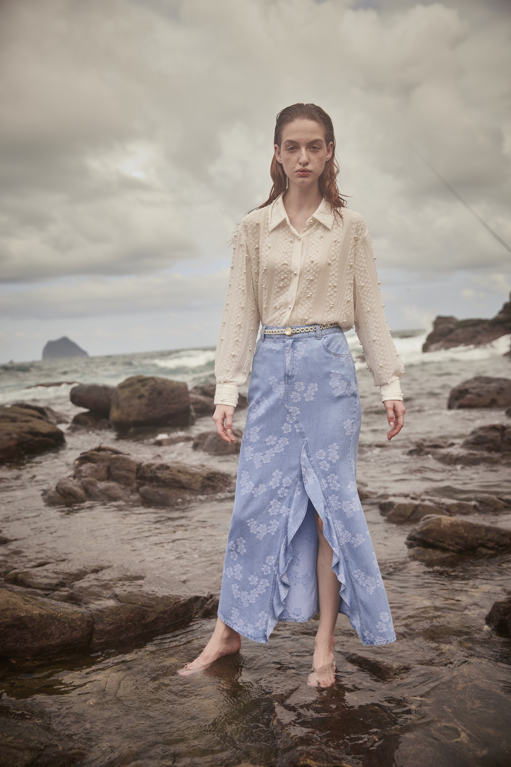 BE10303C1 萊賽爾天絲牛仔開岔魚尾裙