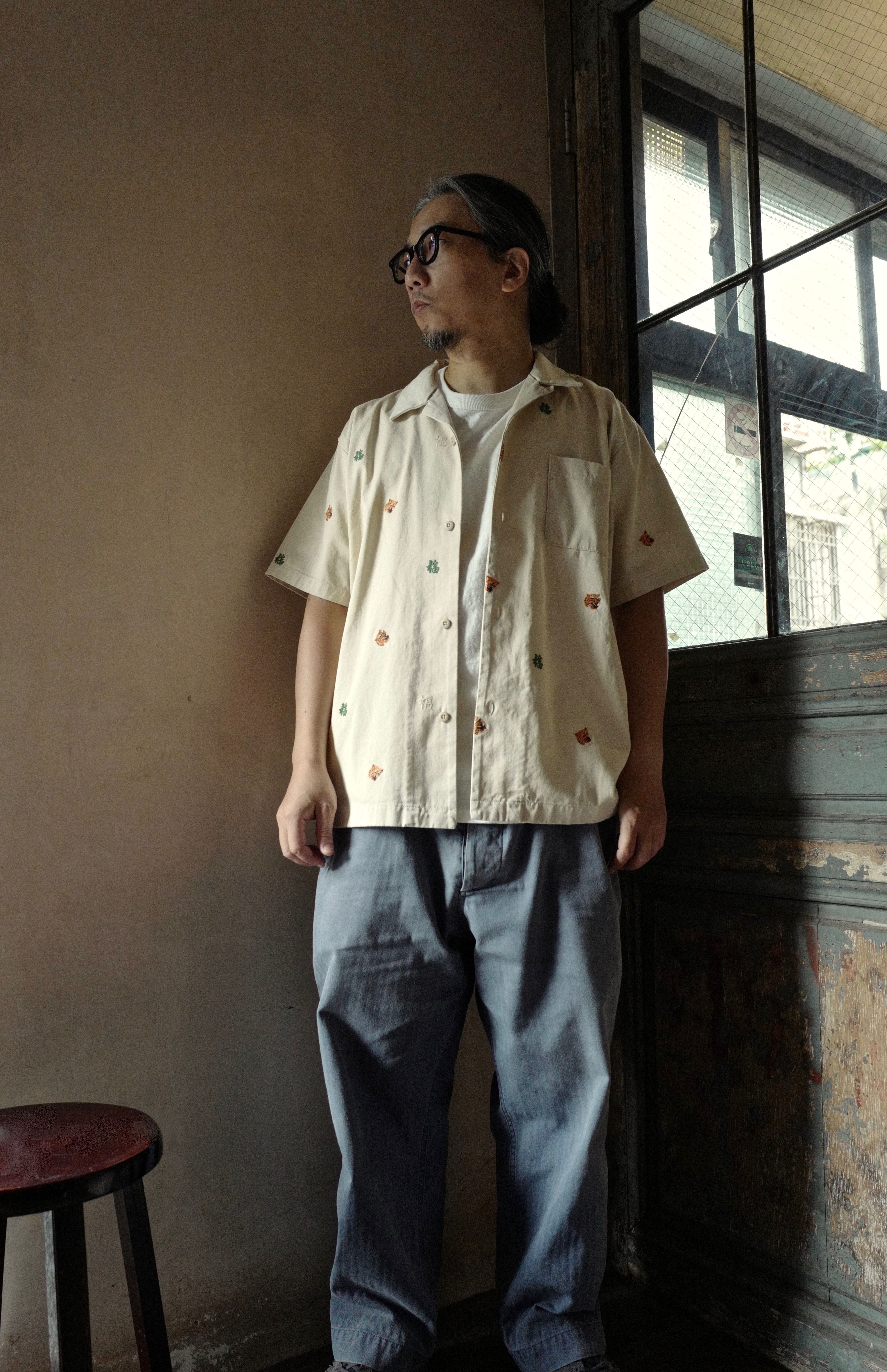 HOUSTON TWILL ALLOVER EMB S/S SHIRT