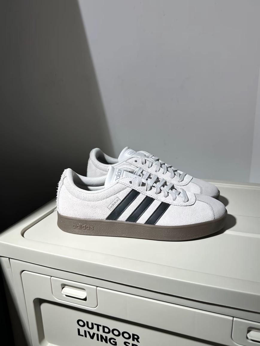 Adidas Neo VL Court 米灰色 黑色 麂皮 焦糖底 復古 板鞋 休閒鞋 德訓鞋 JR2560