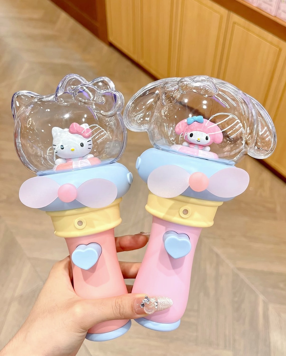 三麗鷗 夏日泡泡 噴霧手持風扇盲盒