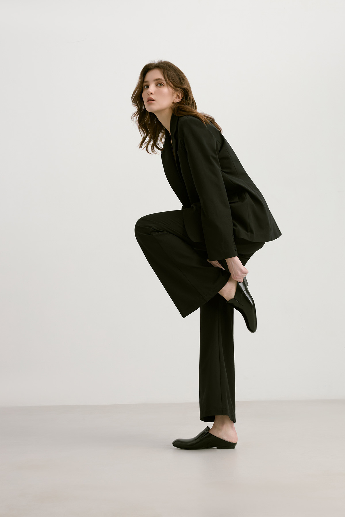 FLITE4.0 防潑水彈力微喇叭褲 女（黑色）