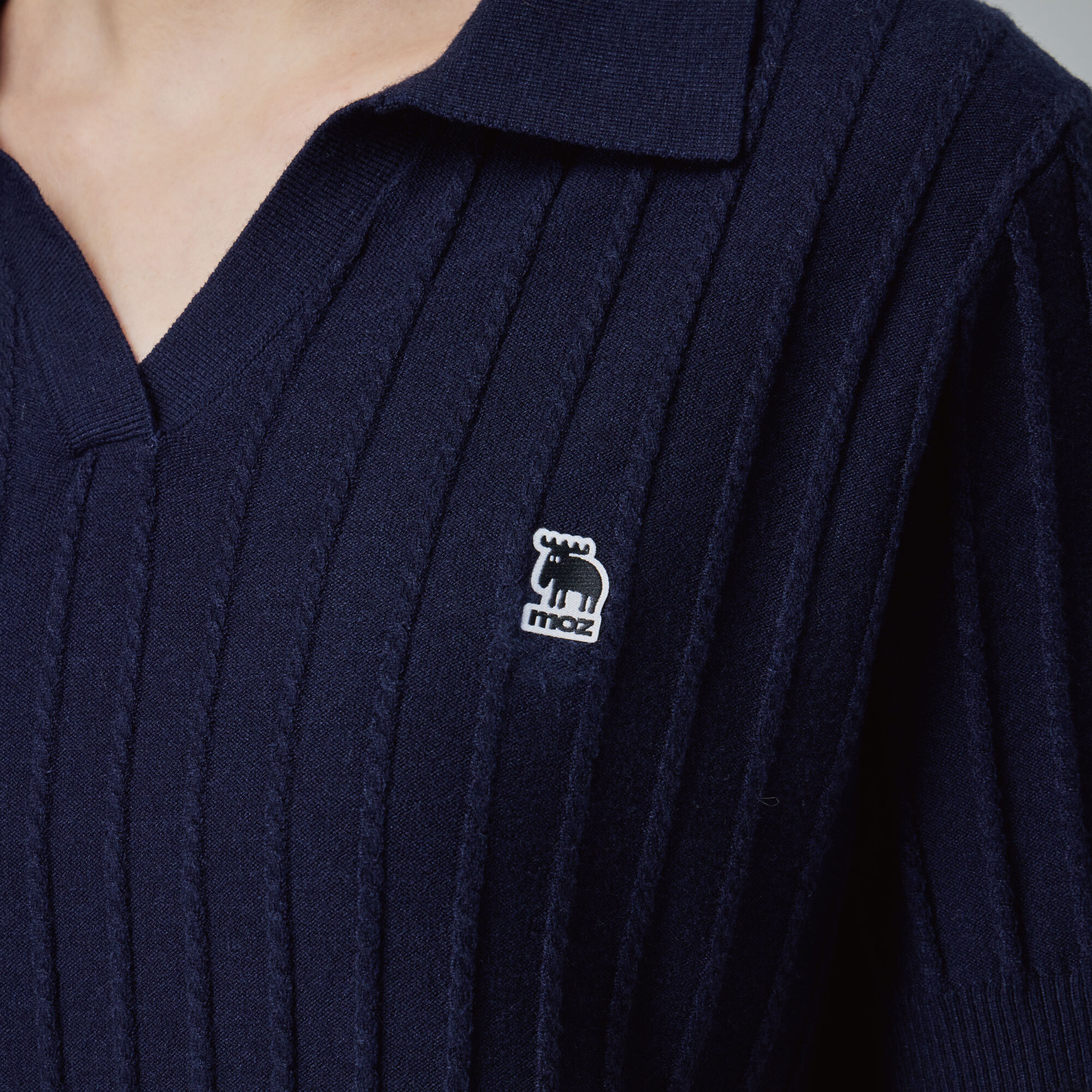 moz瑞典 駝鹿 親膚 POLO領 針織短T-藏青(亞洲版)女款